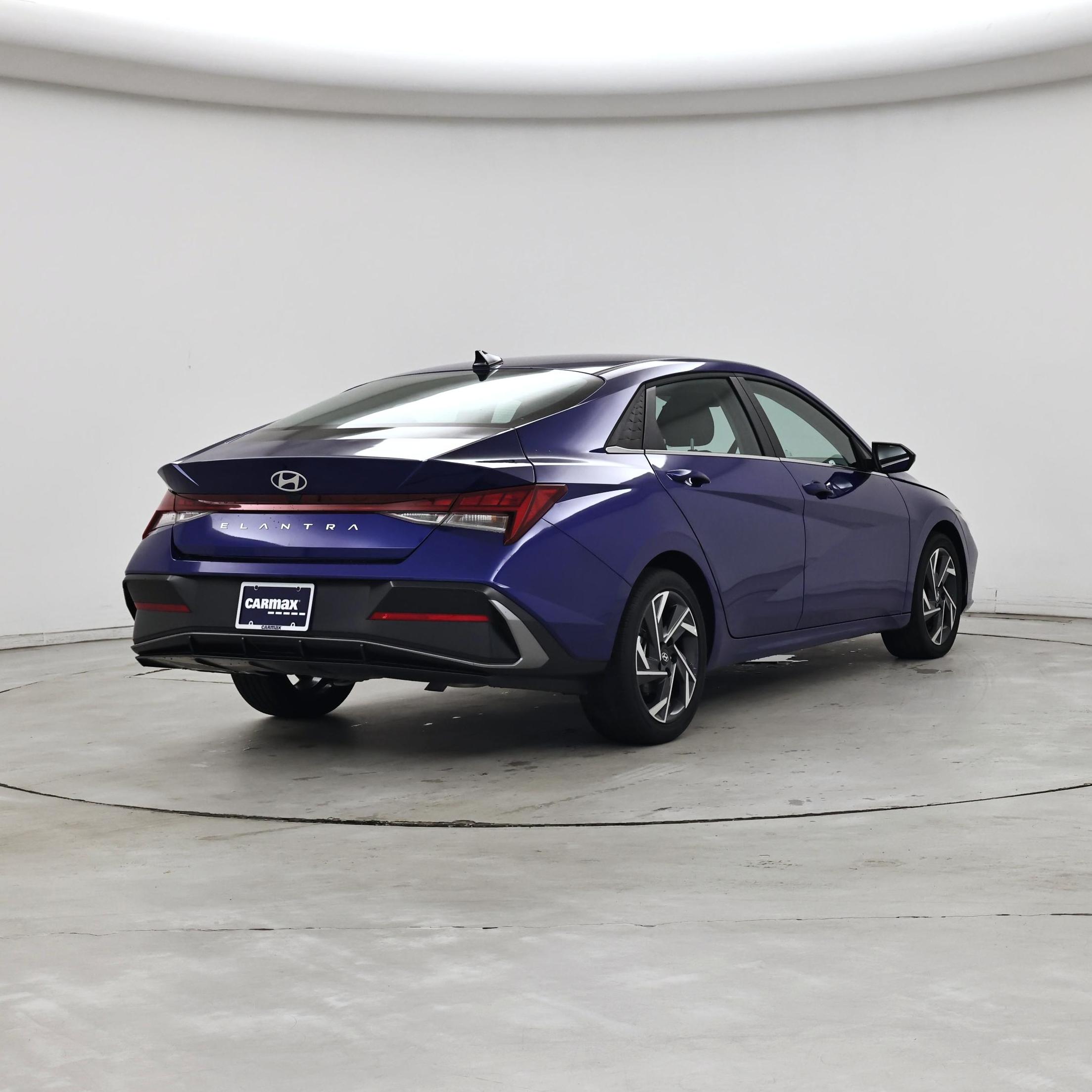 Thumbnail: 2025 Hyundai Elantra - 8