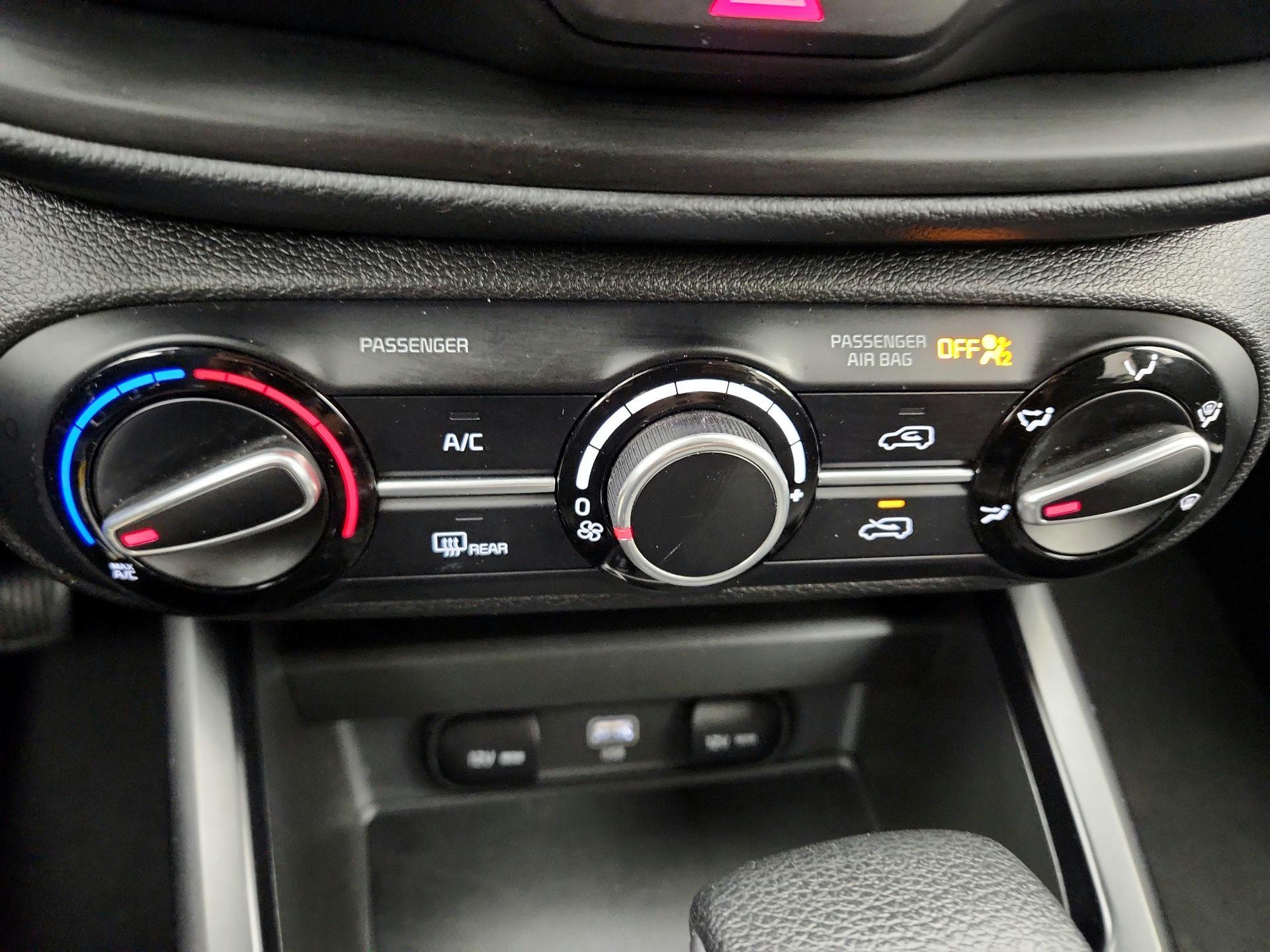 Thumbnail: 2025 Kia Soul - 16
