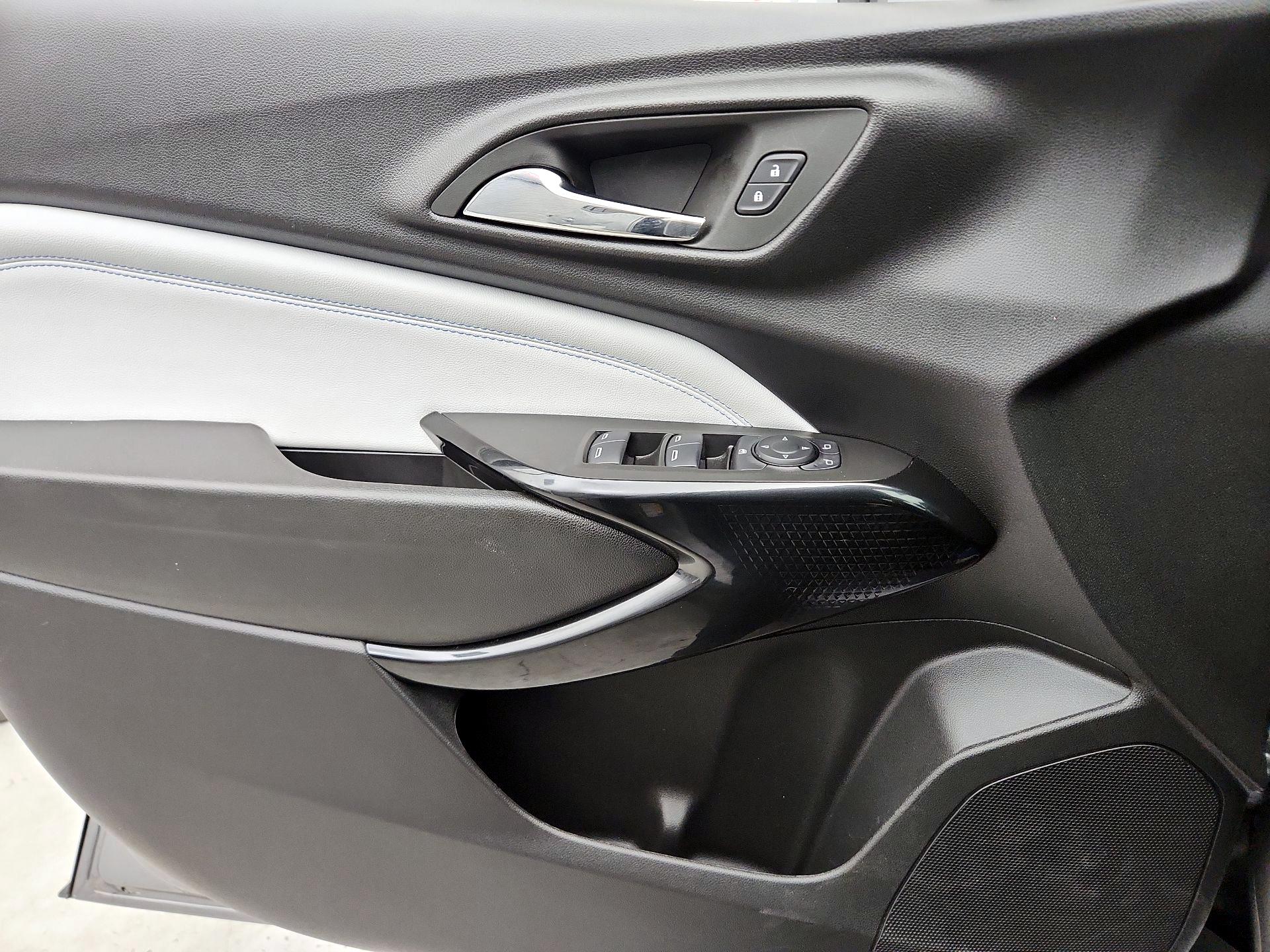 Thumbnail: 2025 Chevrolet Trax - 12