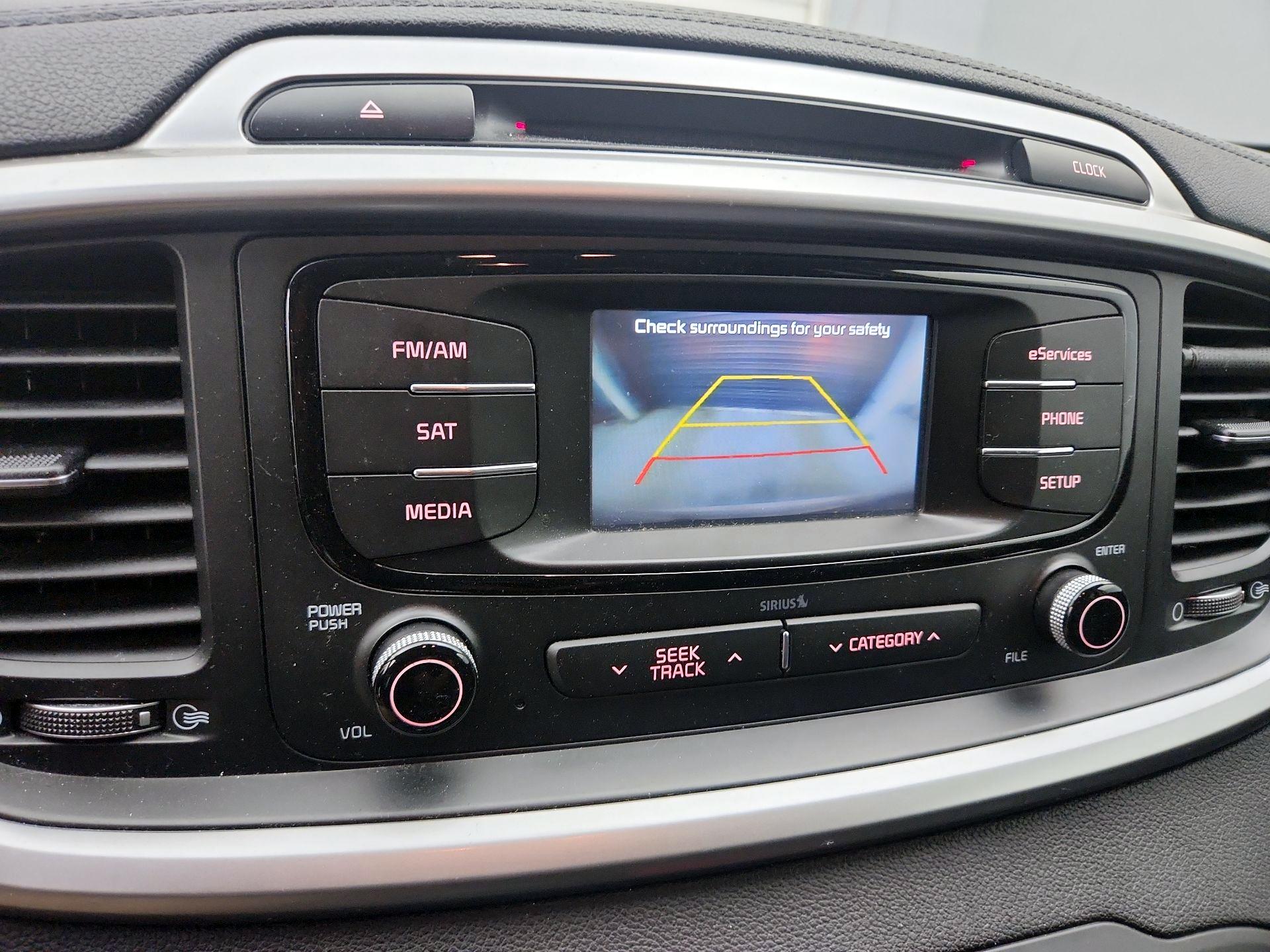 Thumbnail: 2016 Kia Sorento - 14
