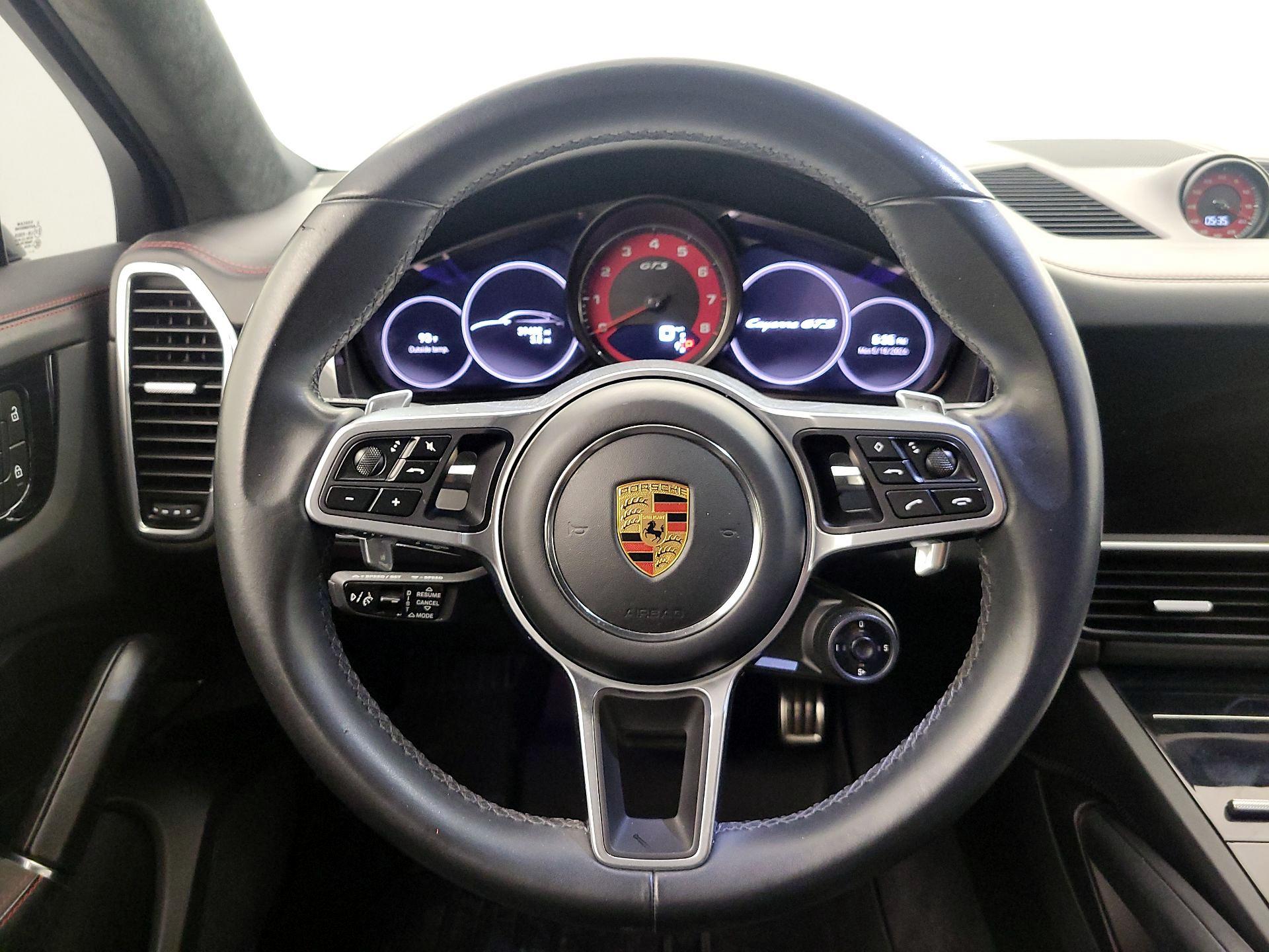 Thumbnail: 2023 Porsche Cayenne - 10