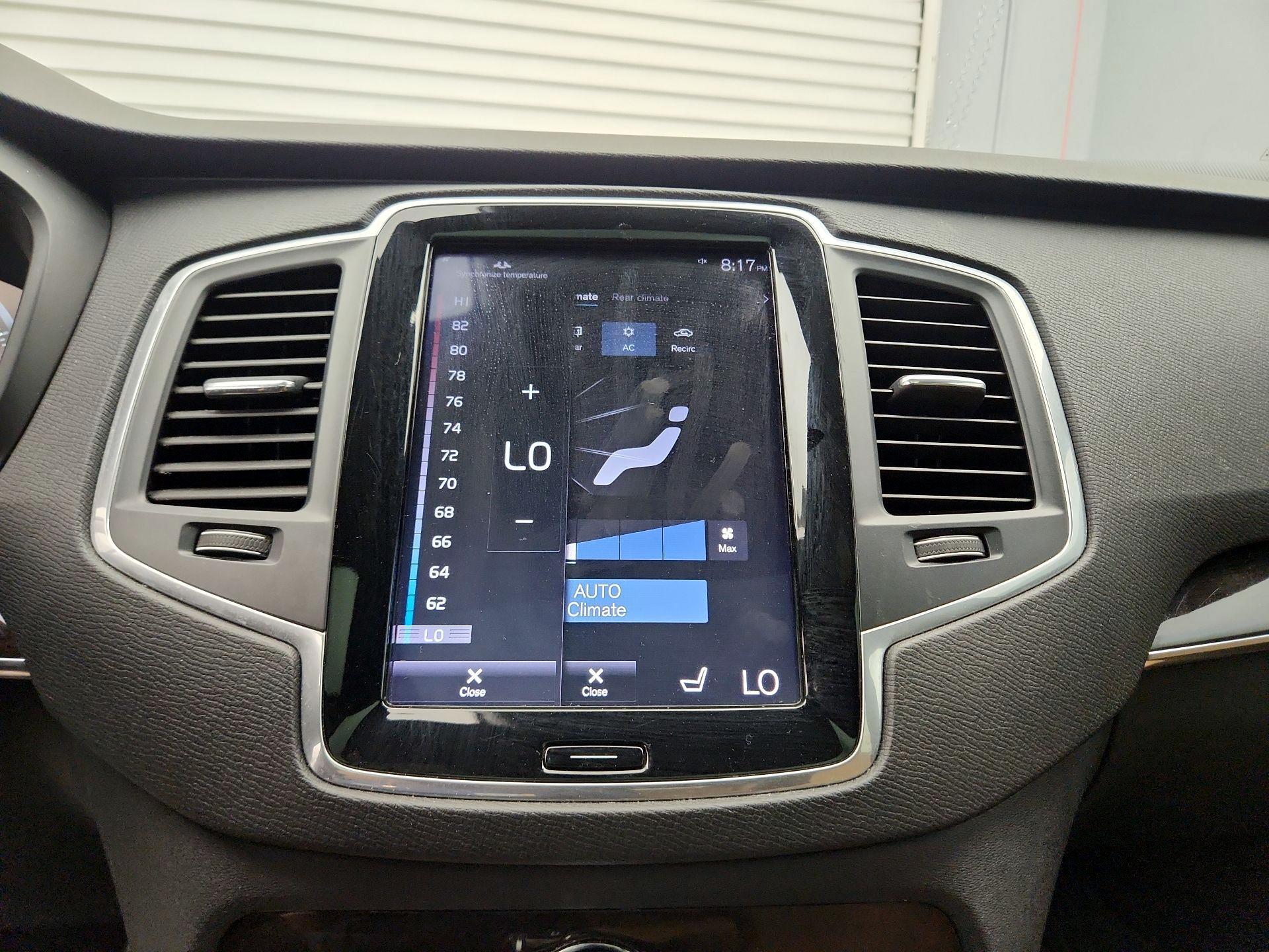 Thumbnail: 2019 Volvo XC90 - 17
