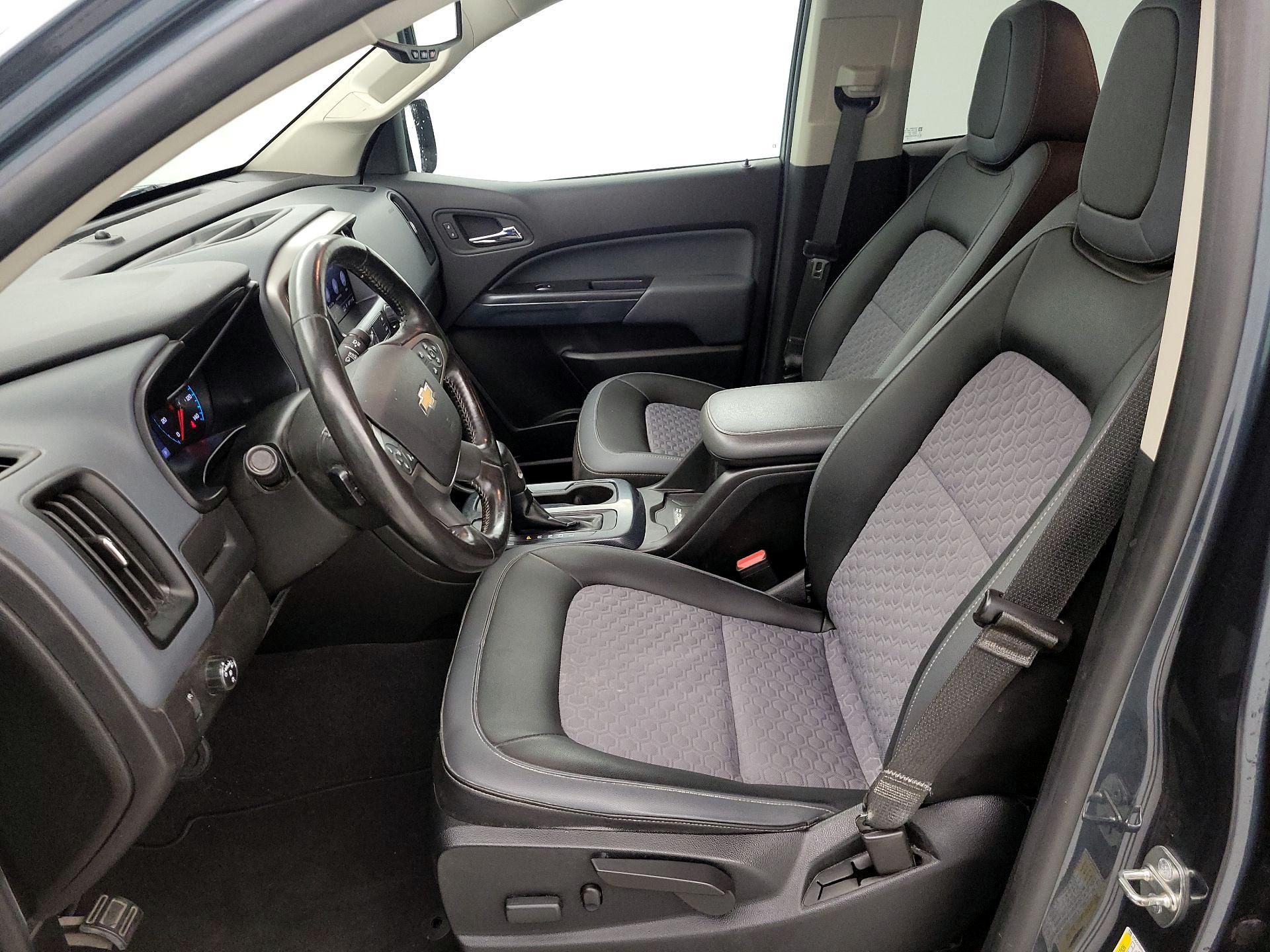 Thumbnail: 2019 Chevrolet Colorado - 11