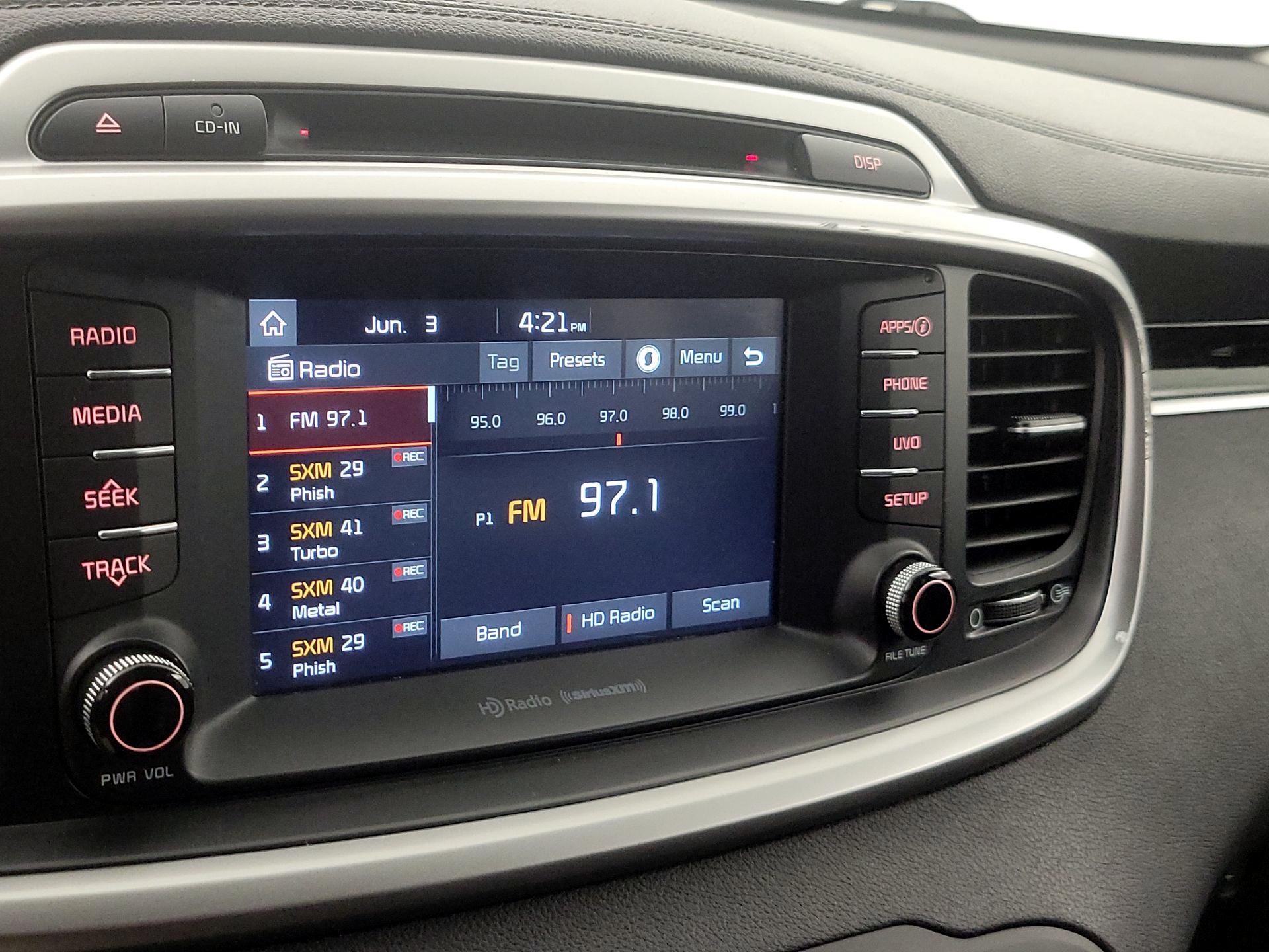 Thumbnail: 2017 Kia Sorento - 15