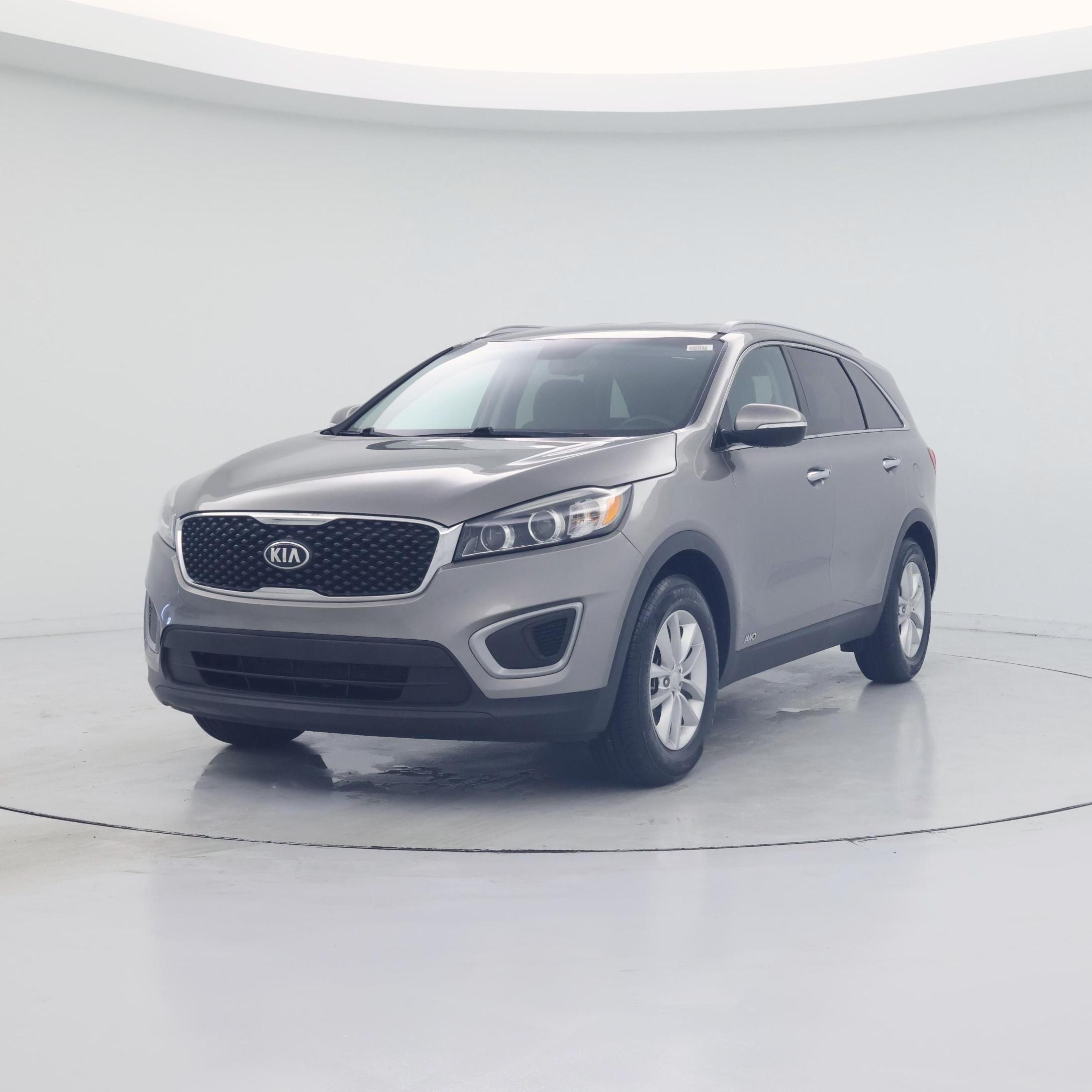 Thumbnail: 2017 Kia Sorento - 4
