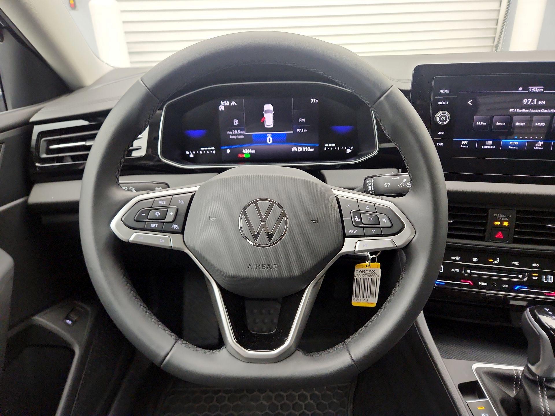 Thumbnail: 2026 Volkswagen Jetta - 10