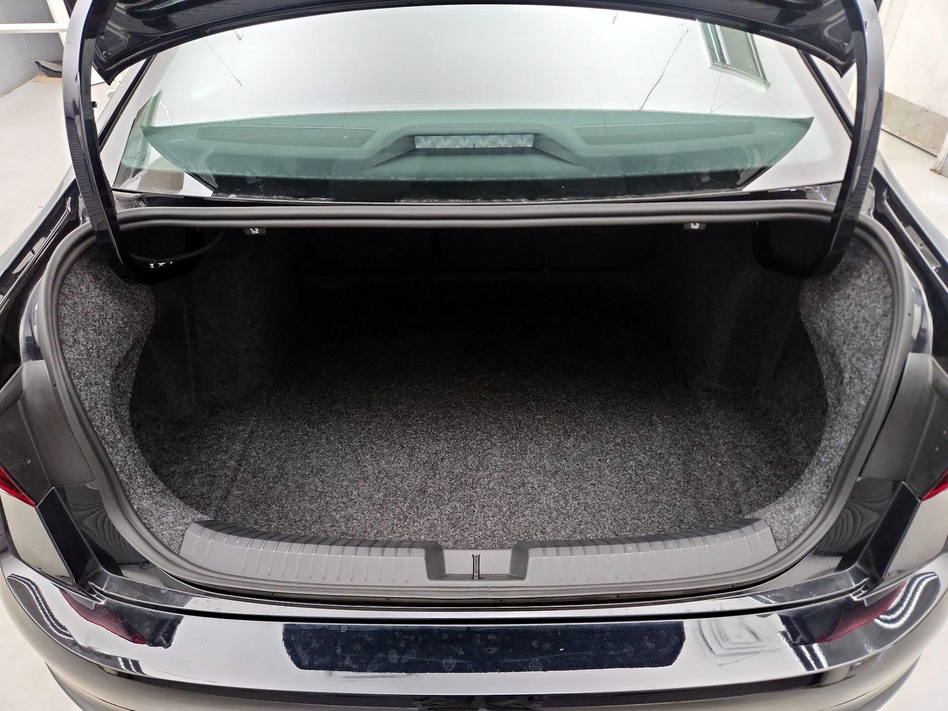 Thumbnail: 2026 Volkswagen Jetta - 20