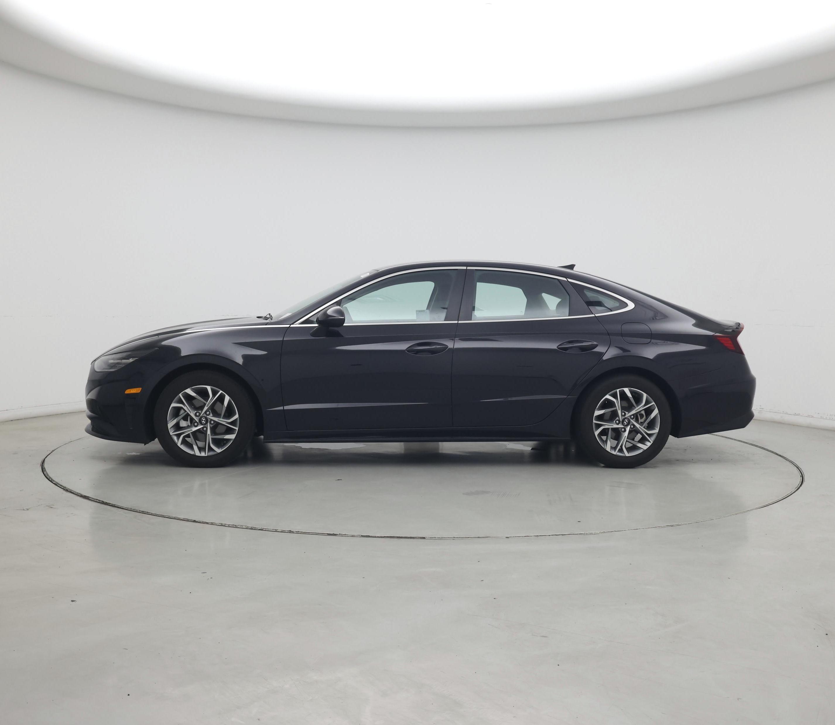 Thumbnail: 2023 Hyundai Sonata - 3