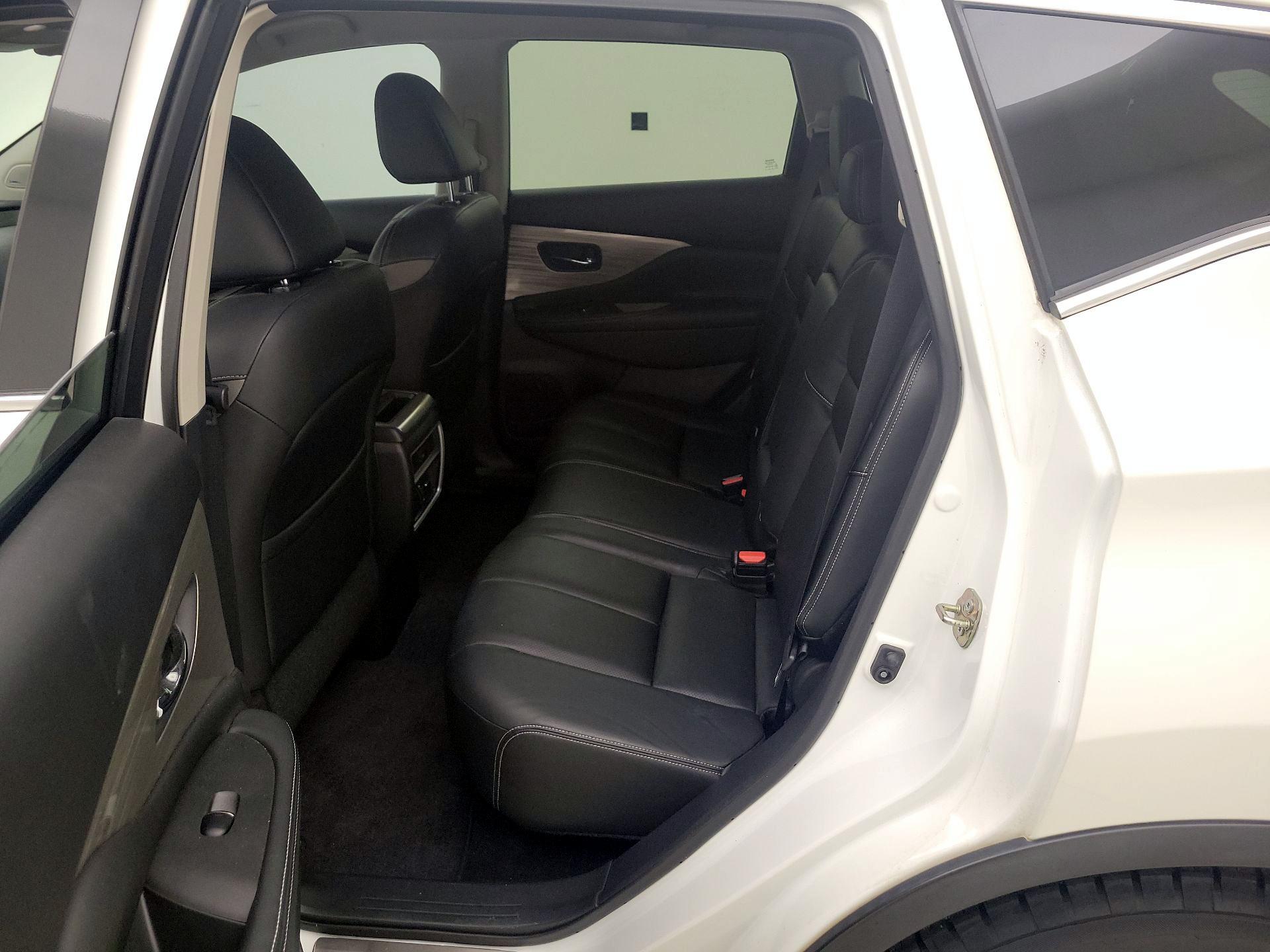 Thumbnail: 2016 Nissan Murano - 20