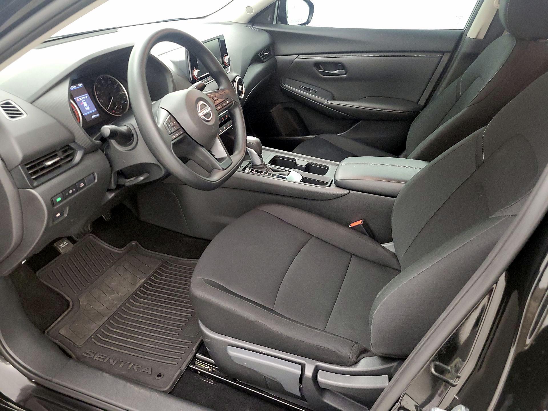Thumbnail: 2025 Nissan Sentra - 11