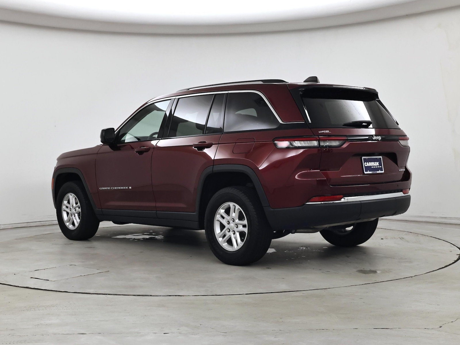 2023 Jeep Grand Cherokee Laredo - Photo 3