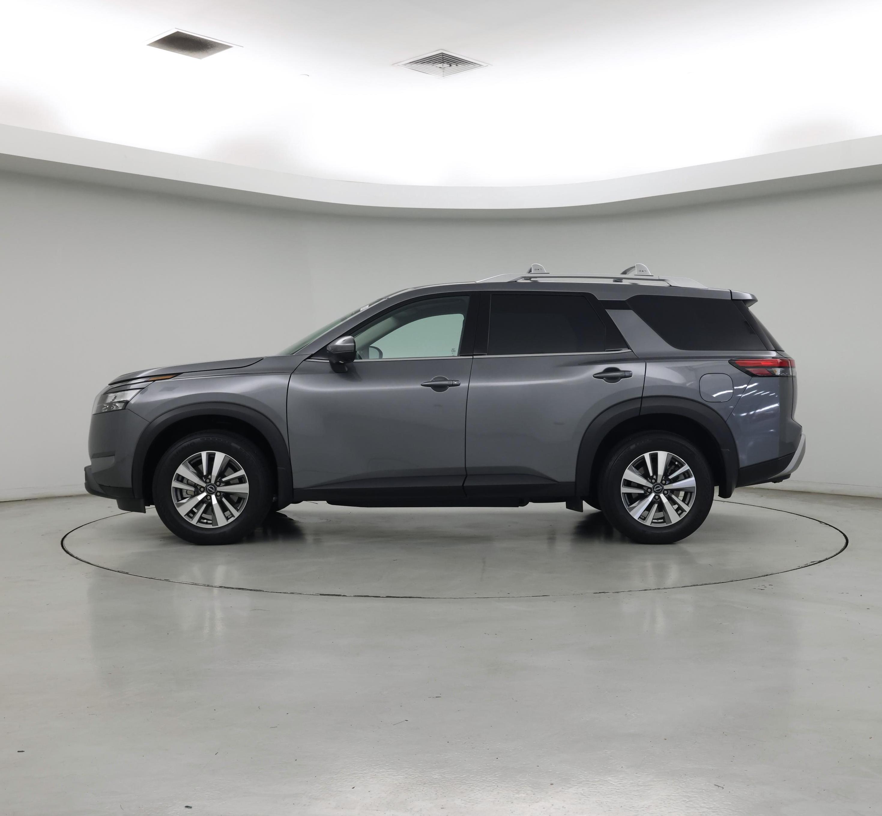 Thumbnail: 2025 Nissan Pathfinder - 3