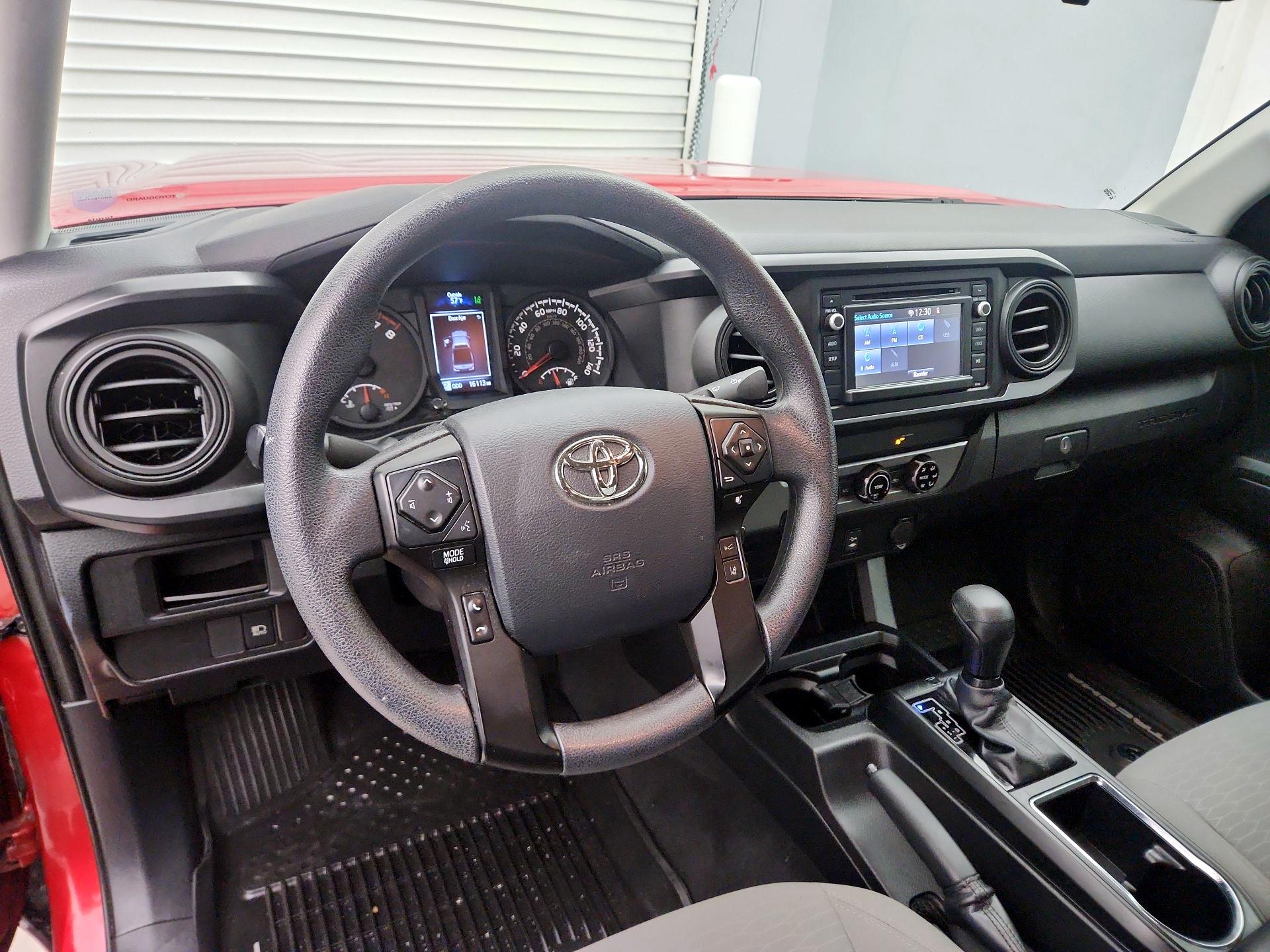 Thumbnail: 2018 Toyota Tacoma - 9
