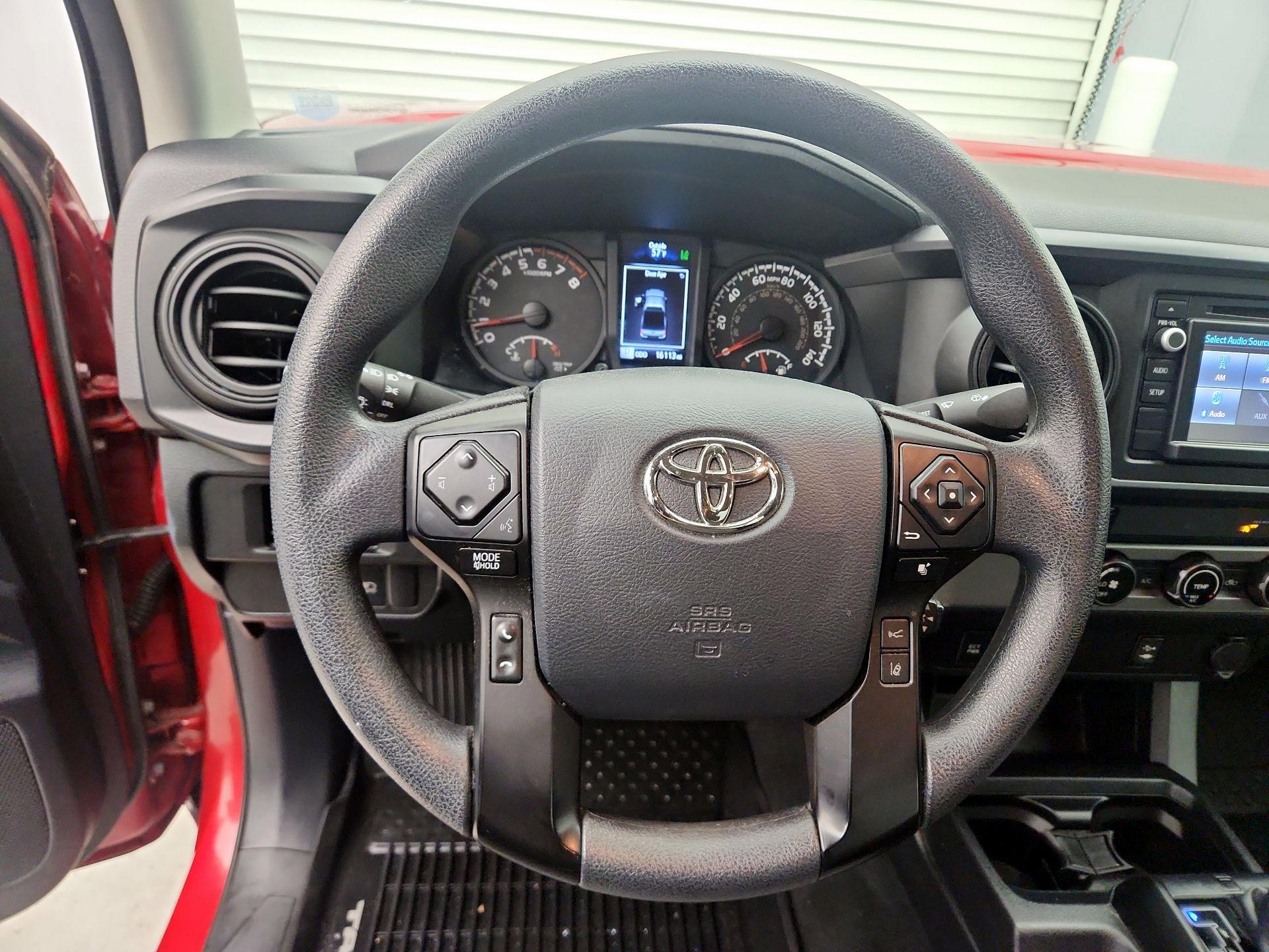 Thumbnail: 2018 Toyota Tacoma - 10
