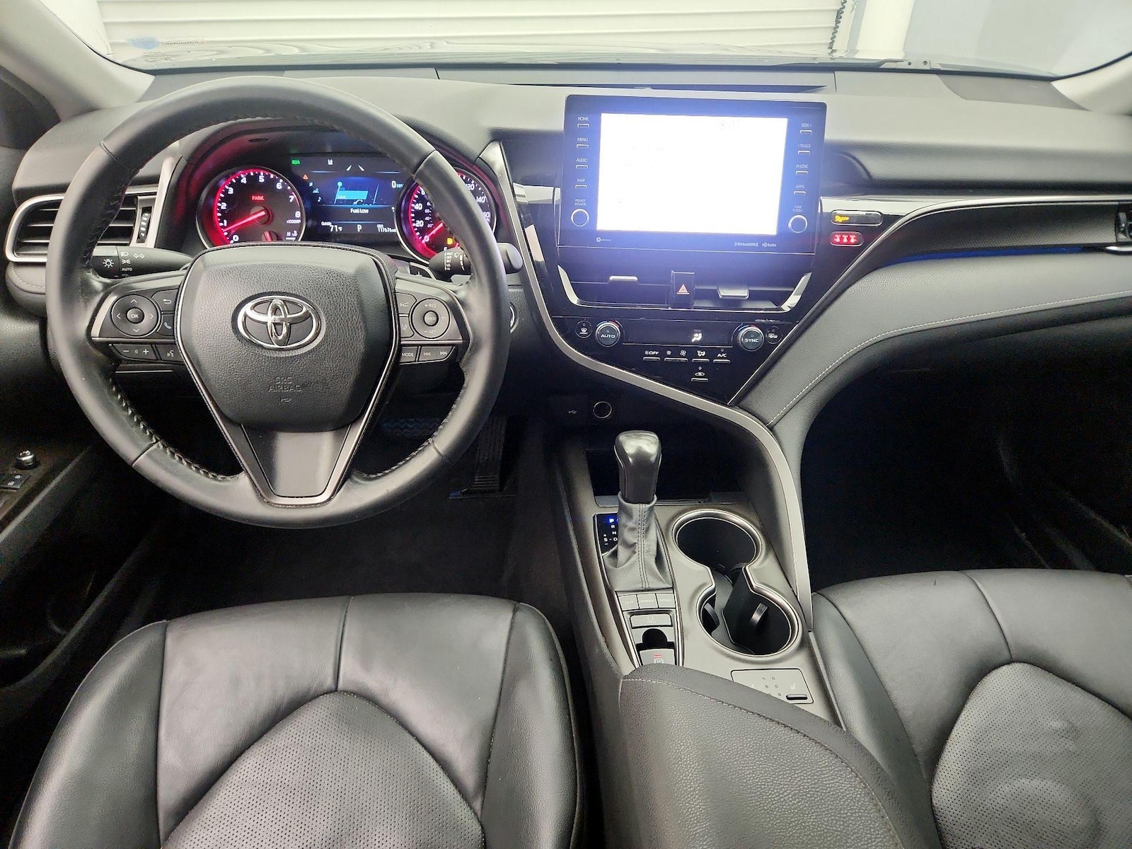 2021 Toyota Camry XSE - Photo 10