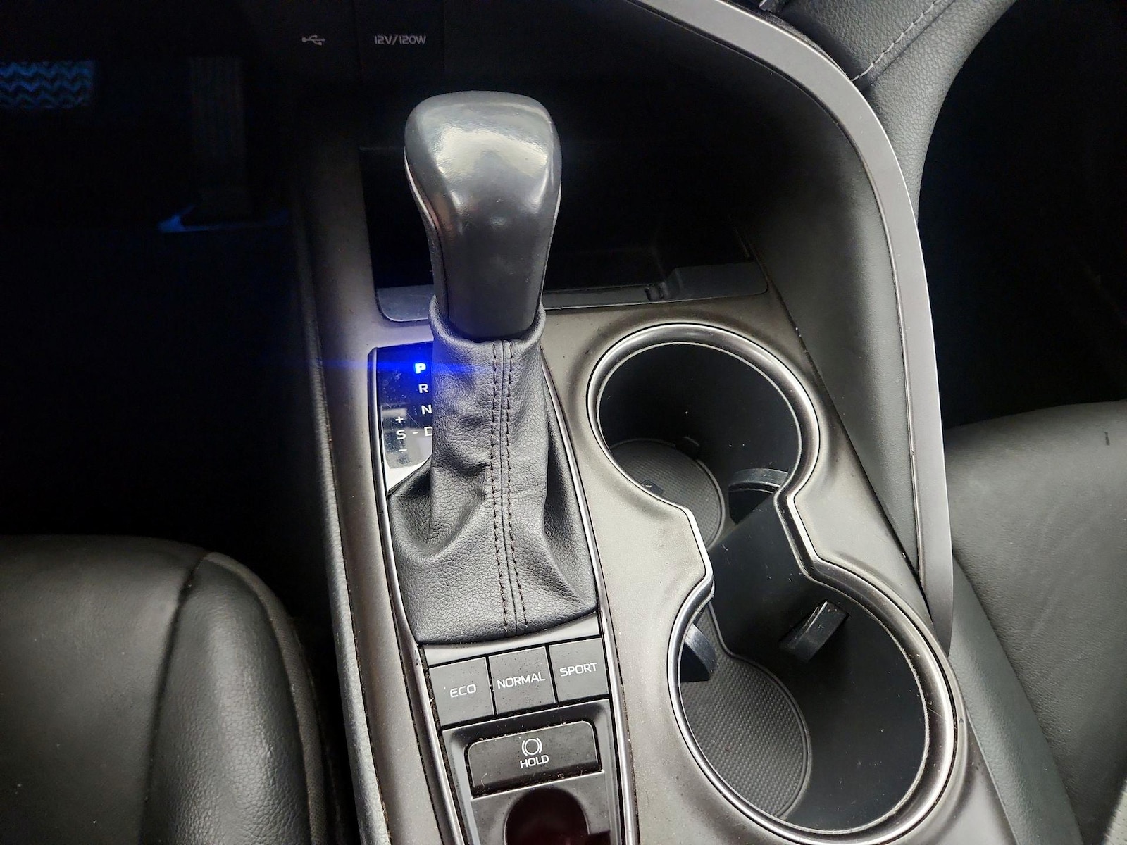 2021 Toyota Camry XSE - Photo 18