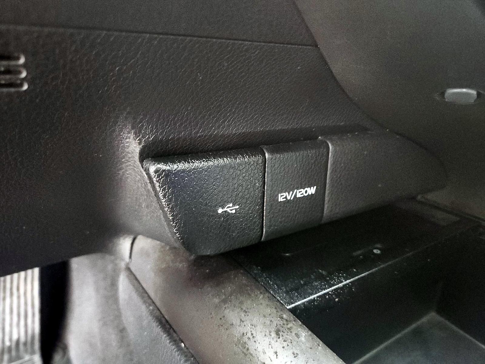 2021 Toyota Camry XSE - Photo 19