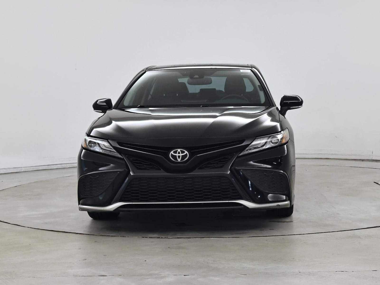 2021 Toyota Camry XSE - Photo 6