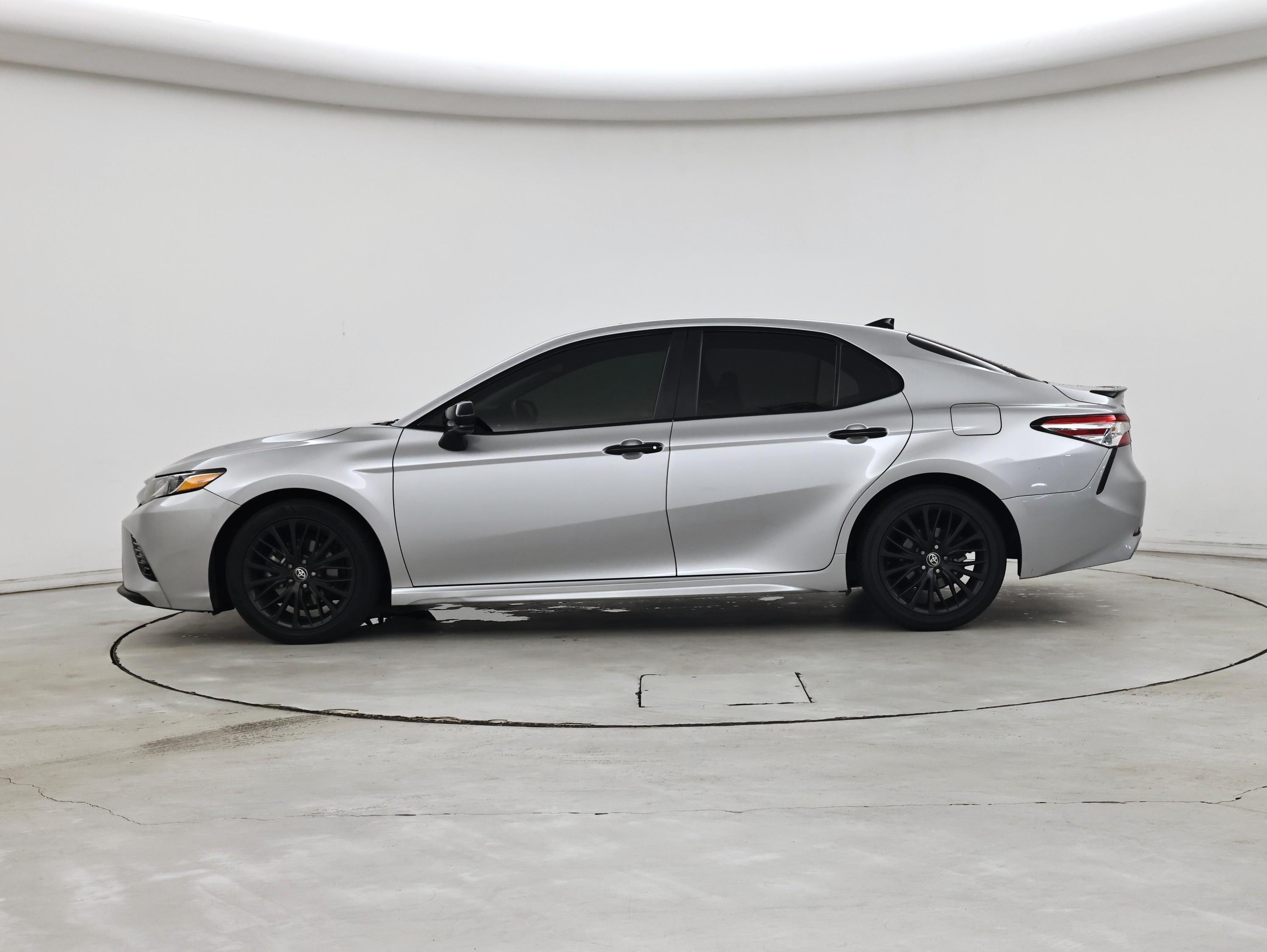 Thumbnail: 2020 Toyota Camry - 3