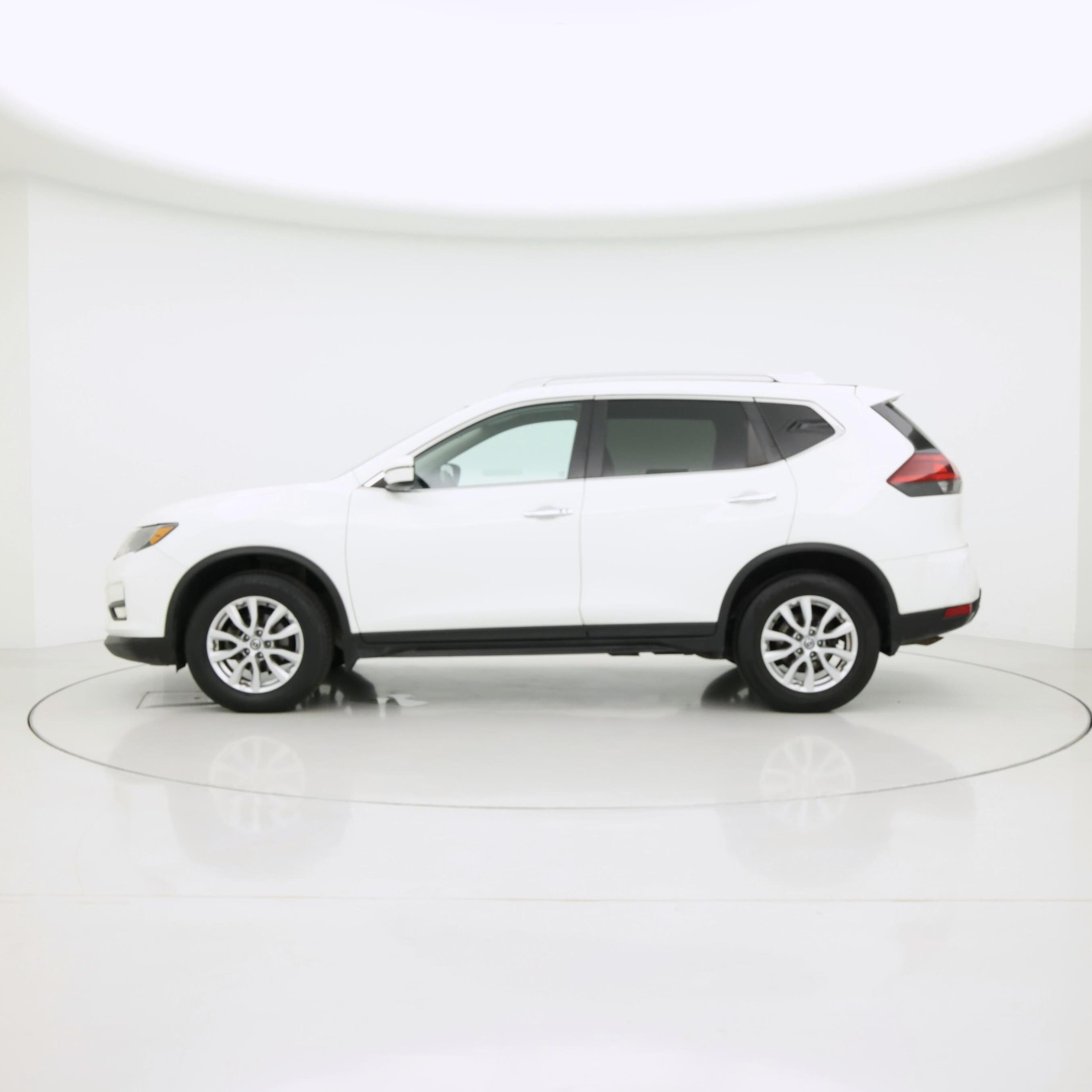 Thumbnail: 2018 Nissan Rogue - 3