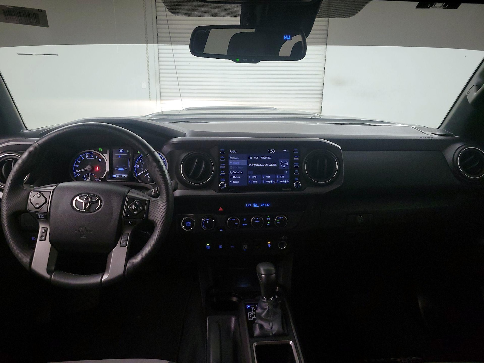 2023 Toyota Tacoma TRD Sport - Photo 10