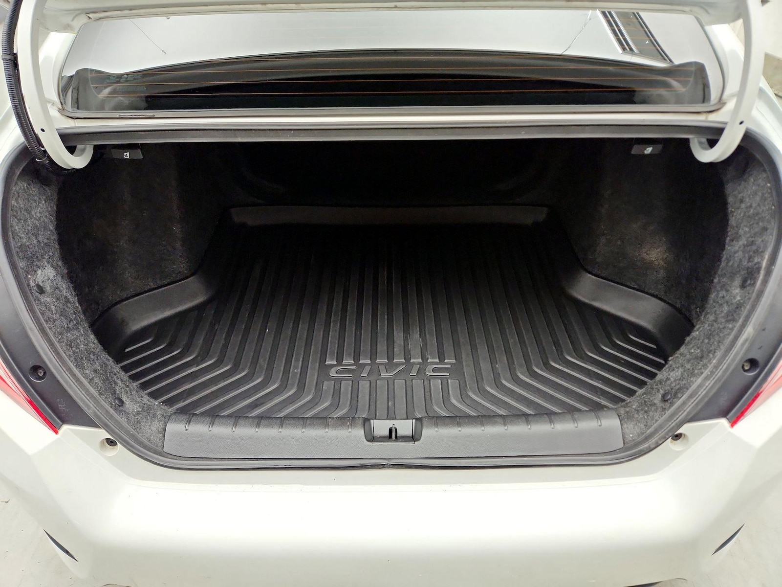 2018 Honda Civic EX - Photo 22