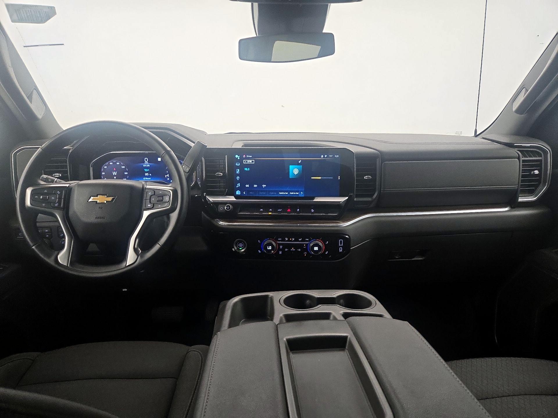 Thumbnail: 2023 Chevrolet Silverado 1500 - 9