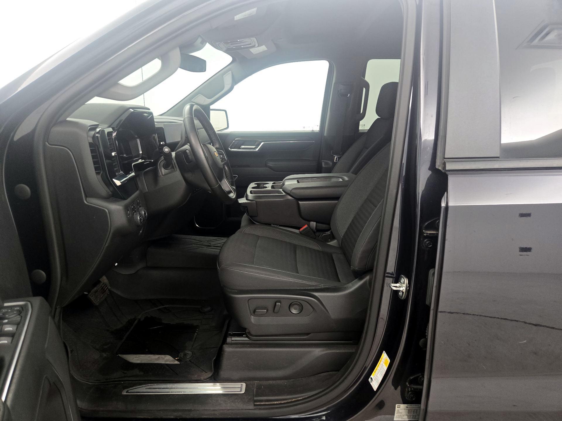 Thumbnail: 2023 Chevrolet Silverado 1500 - 11