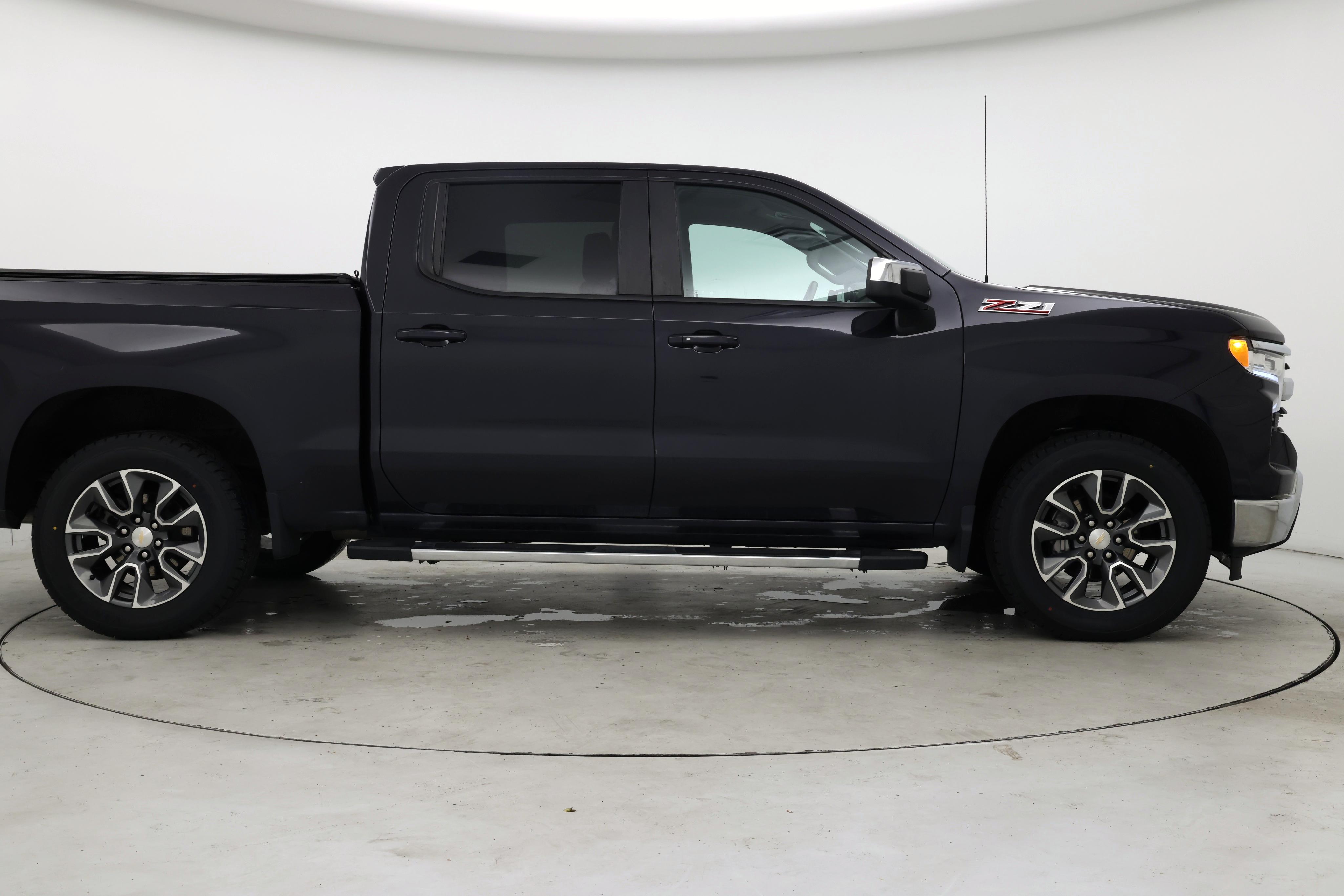 Thumbnail: 2023 Chevrolet Silverado 1500 - 7