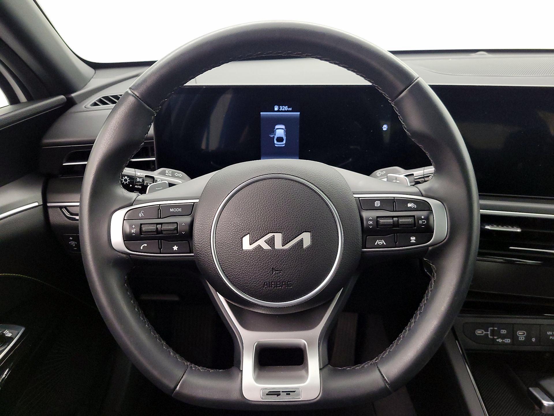 Thumbnail: 2025 Kia K5 - 10
