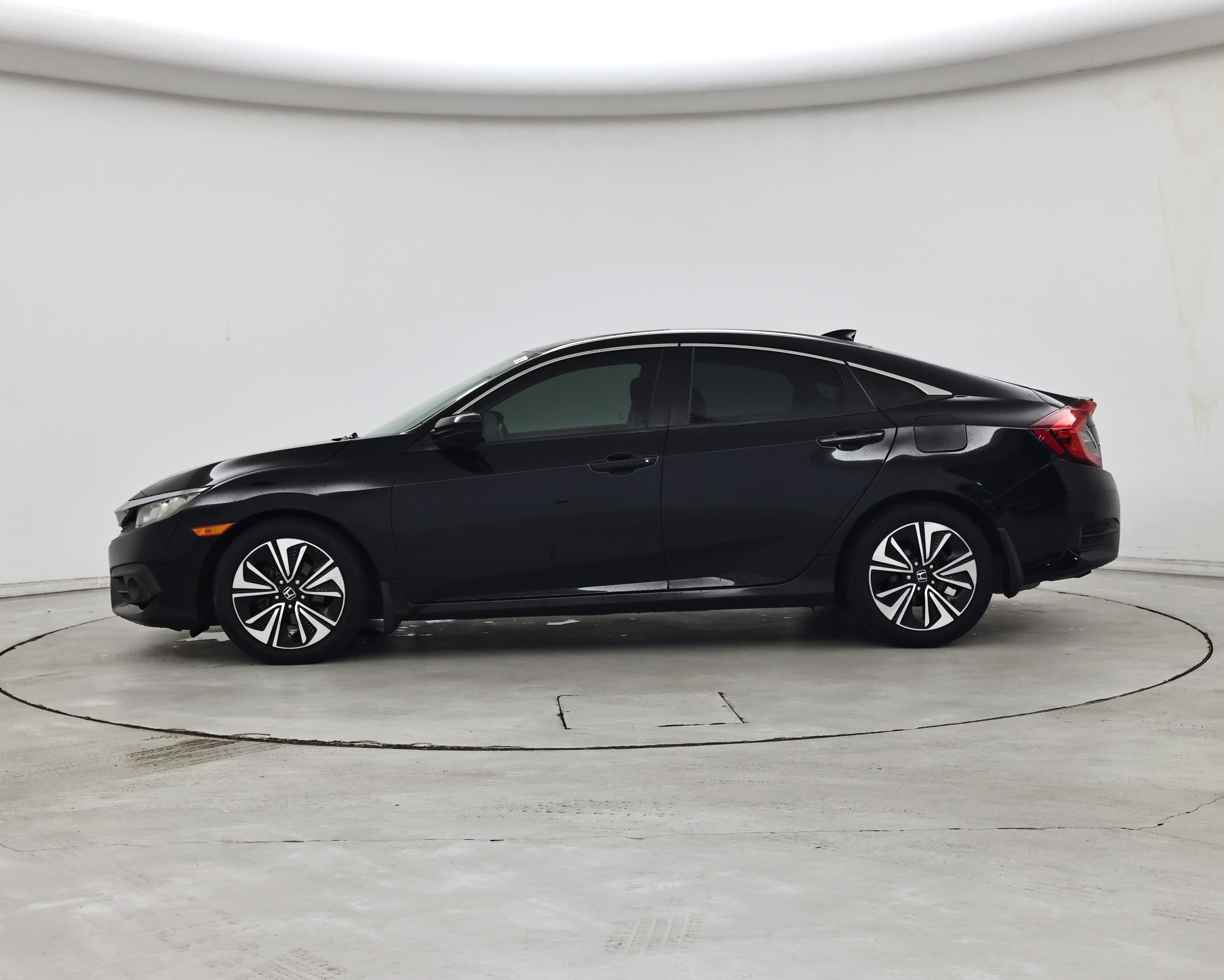 Thumbnail: 2017 Honda Civic - 3