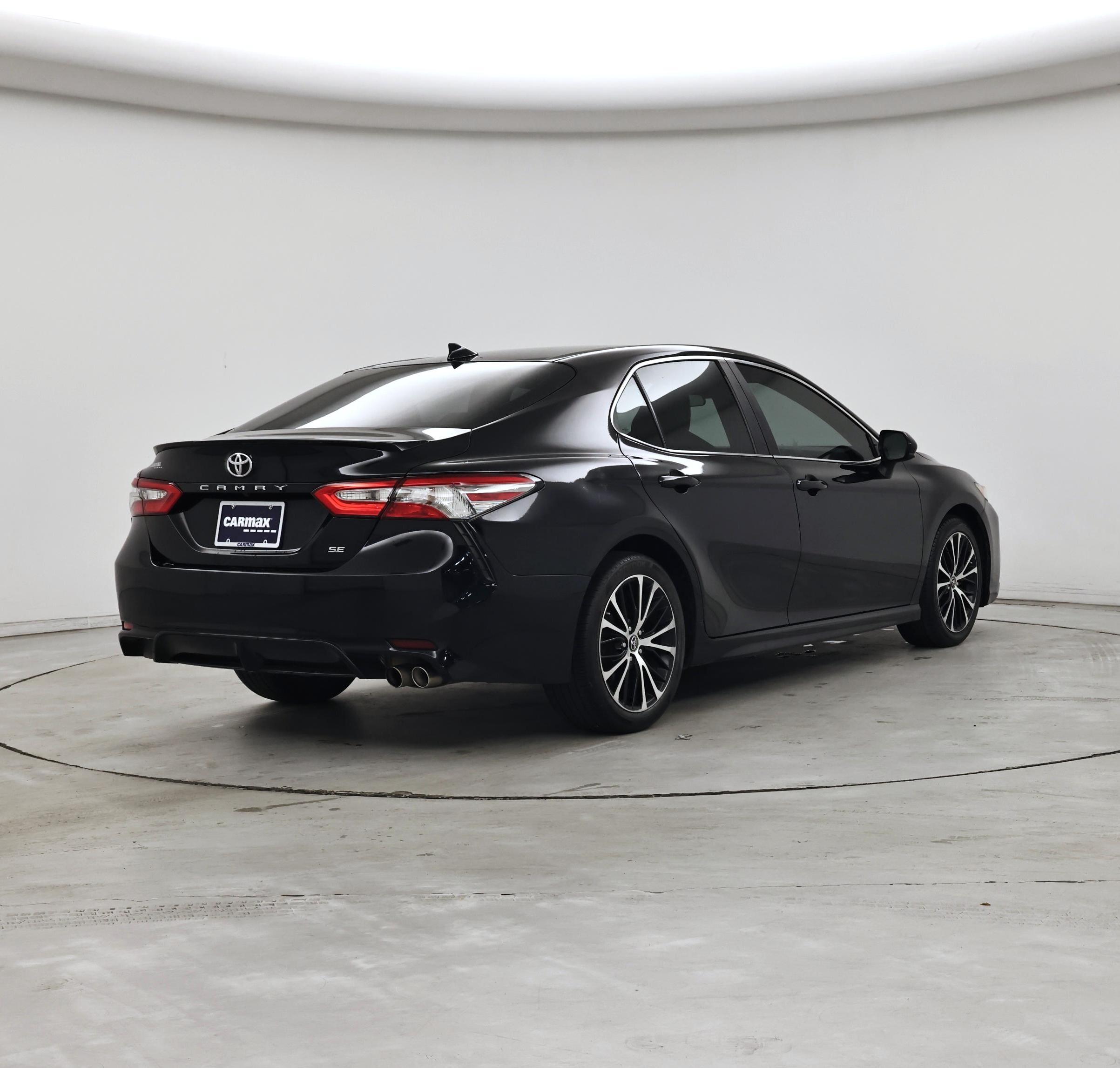 Thumbnail: 2019 Toyota Camry - 8
