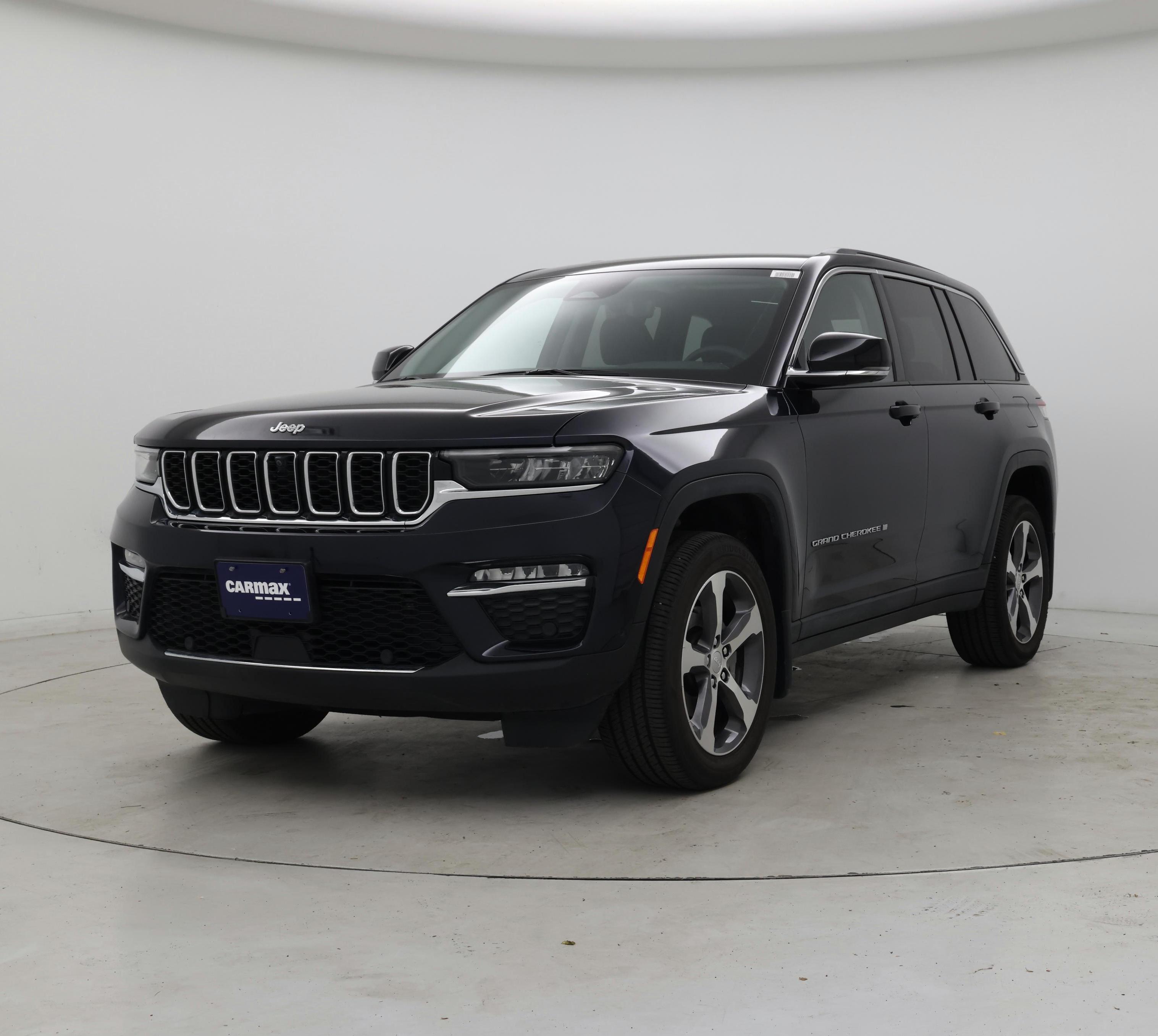 Thumbnail: 2023 Jeep Grand Cherokee - 4