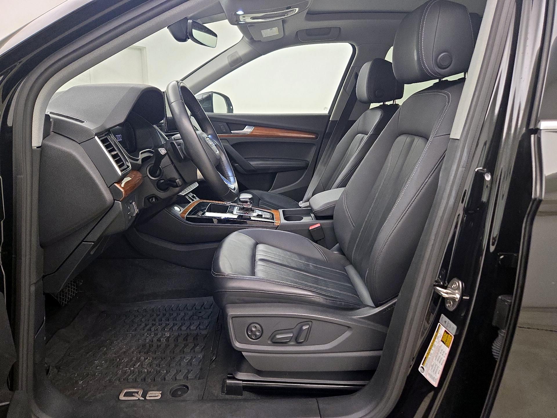 Thumbnail: 2023 Audi Q5 - 11