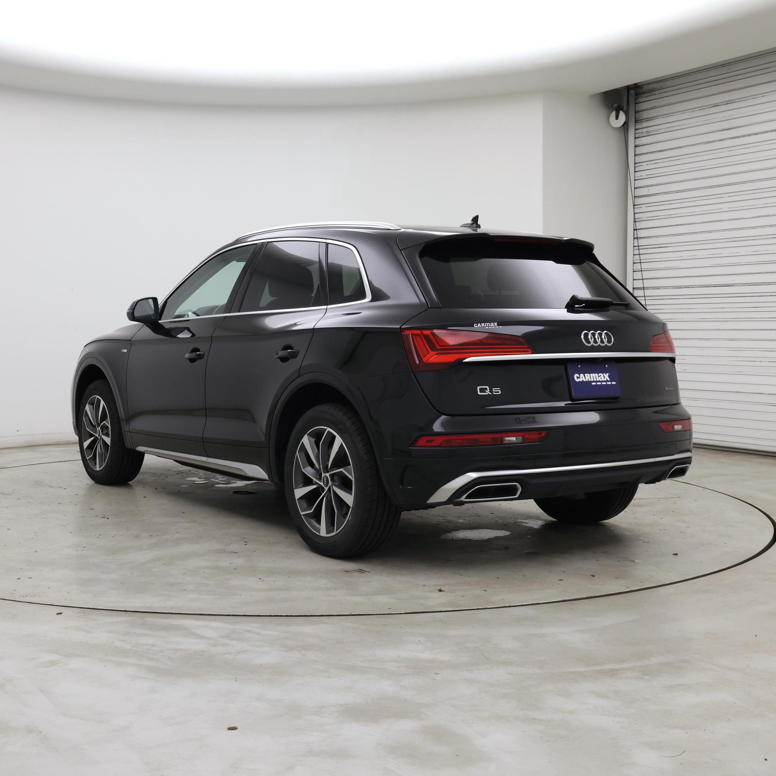 Thumbnail: 2023 Audi Q5 - 2