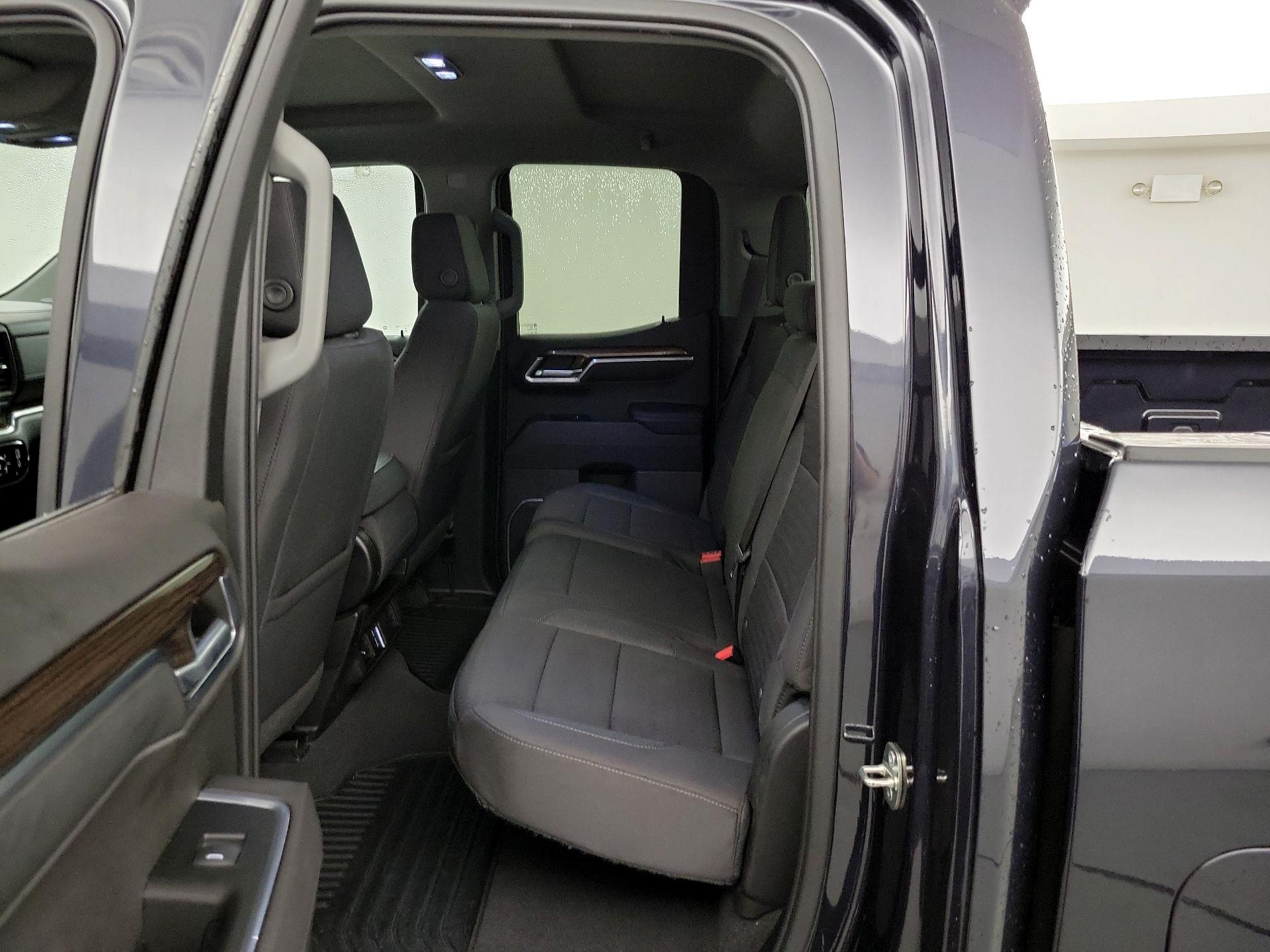 Thumbnail: 2023 Chevrolet Silverado 1500 - 19