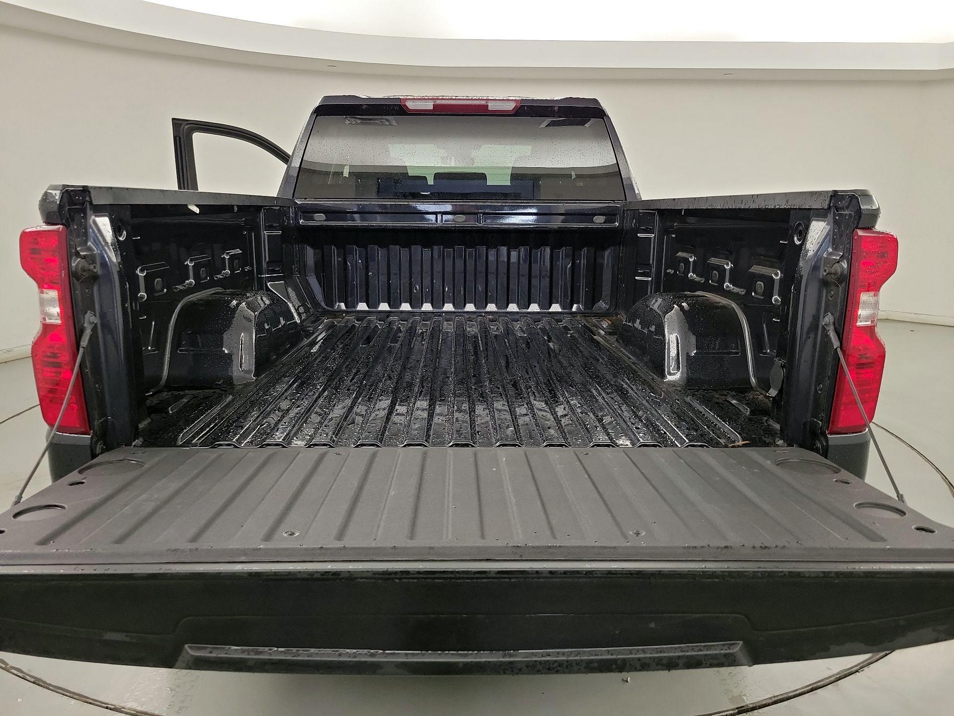 Thumbnail: 2023 Chevrolet Silverado 1500 - 20
