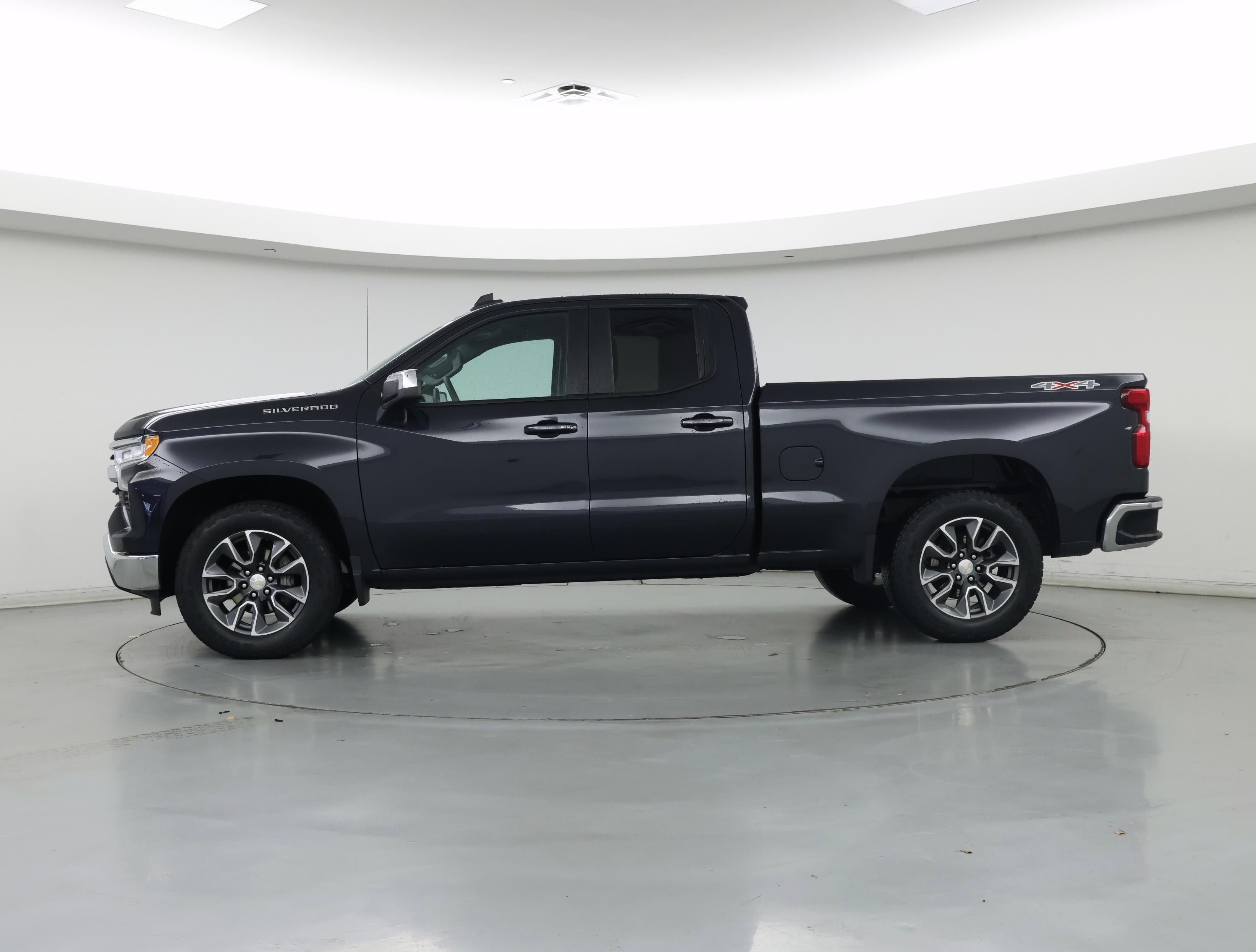 Thumbnail: 2023 Chevrolet Silverado 1500 - 3