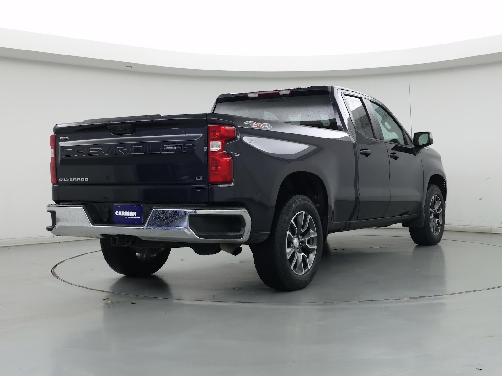 2023 Chevrolet Silverado 1500 LT - Photo 9