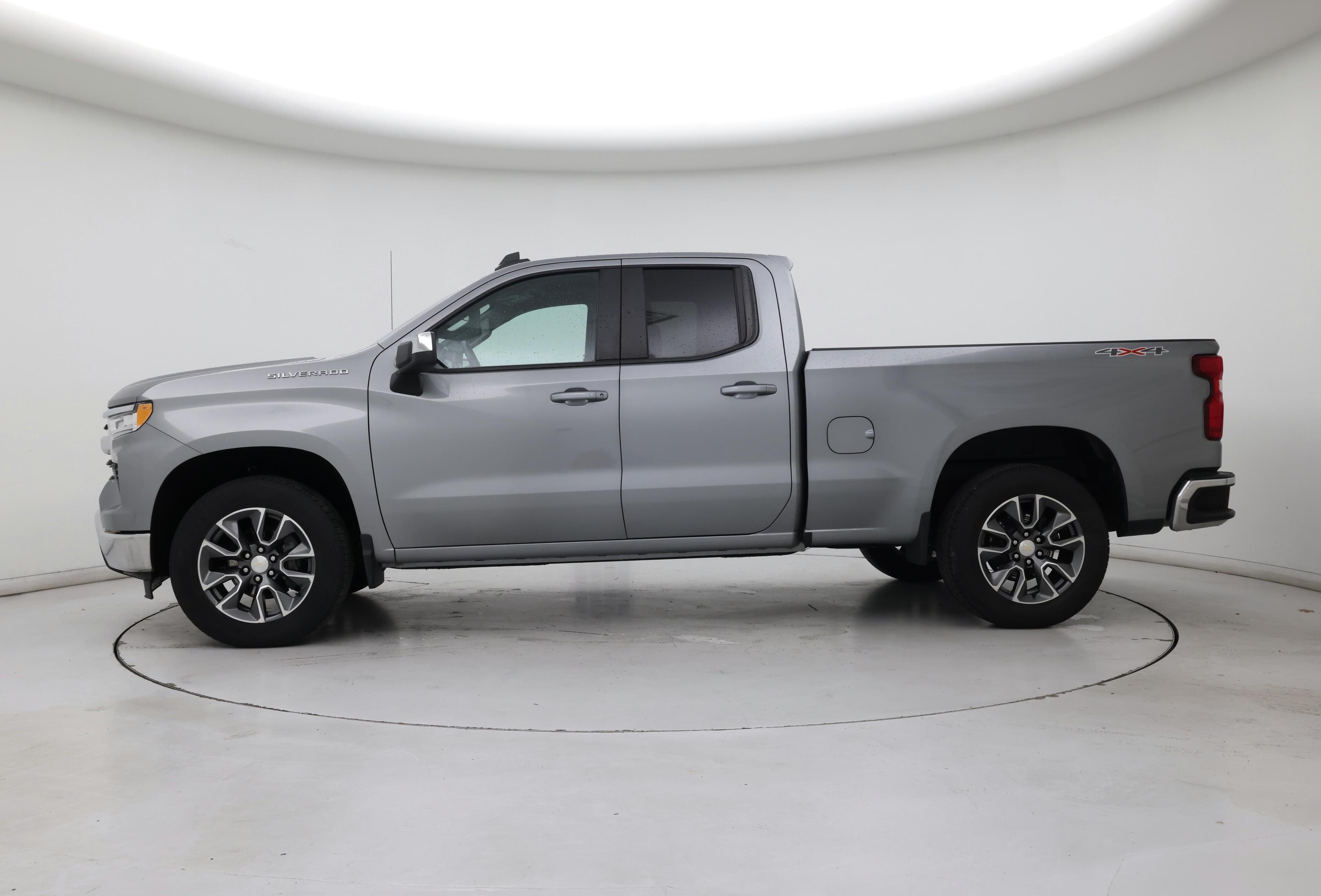 Thumbnail: 2023 Chevrolet Silverado 1500 - 3