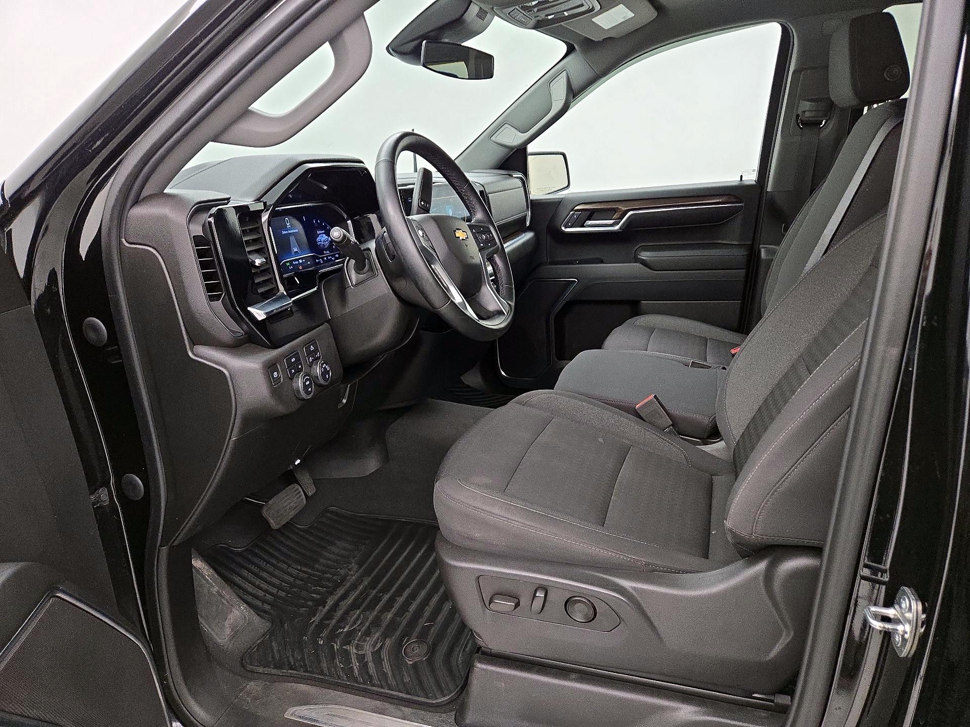 Thumbnail: 2023 Chevrolet Silverado 1500 - 11