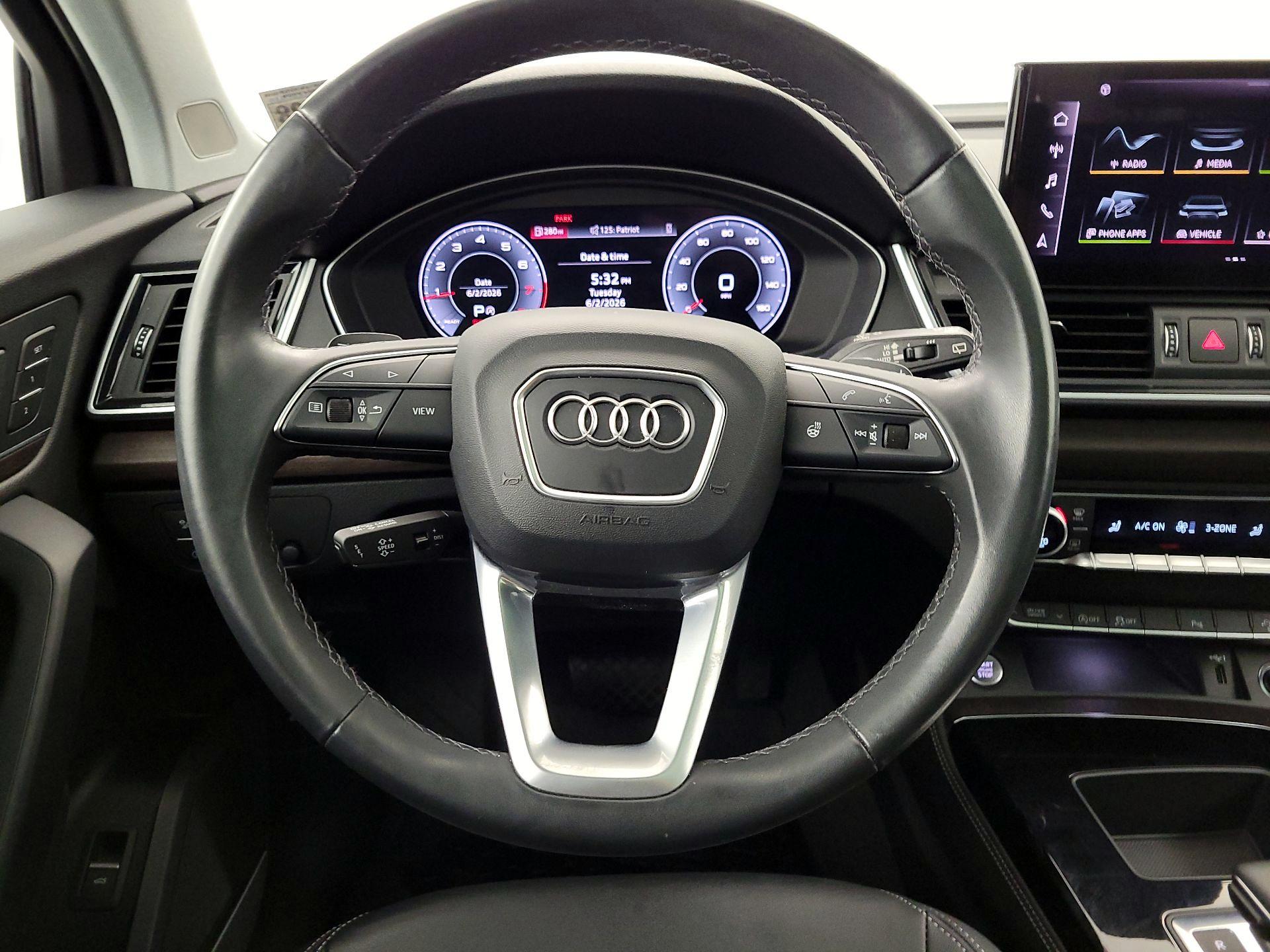 Thumbnail: 2023 Audi Q5 - 10