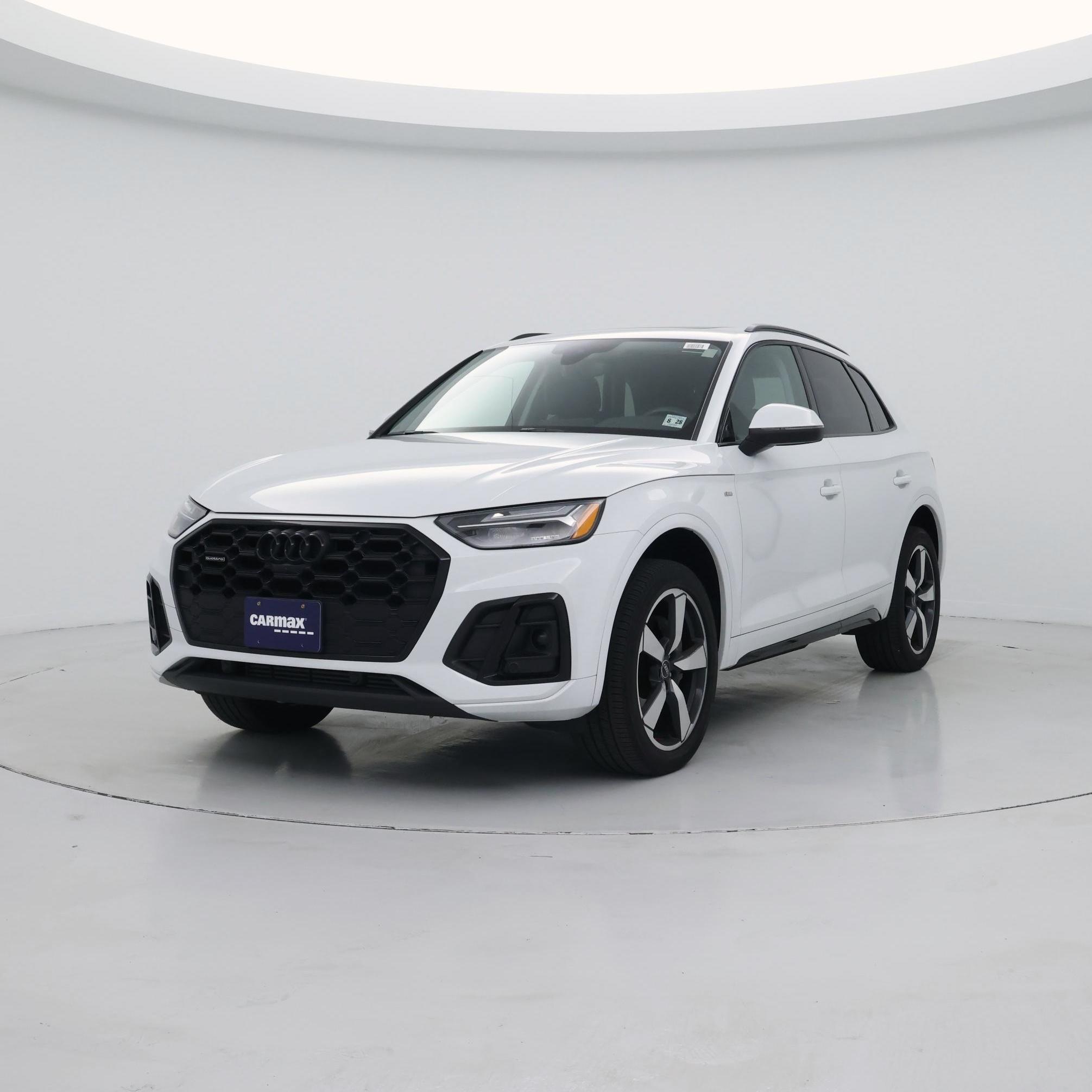 Thumbnail: 2023 Audi Q5 - 4