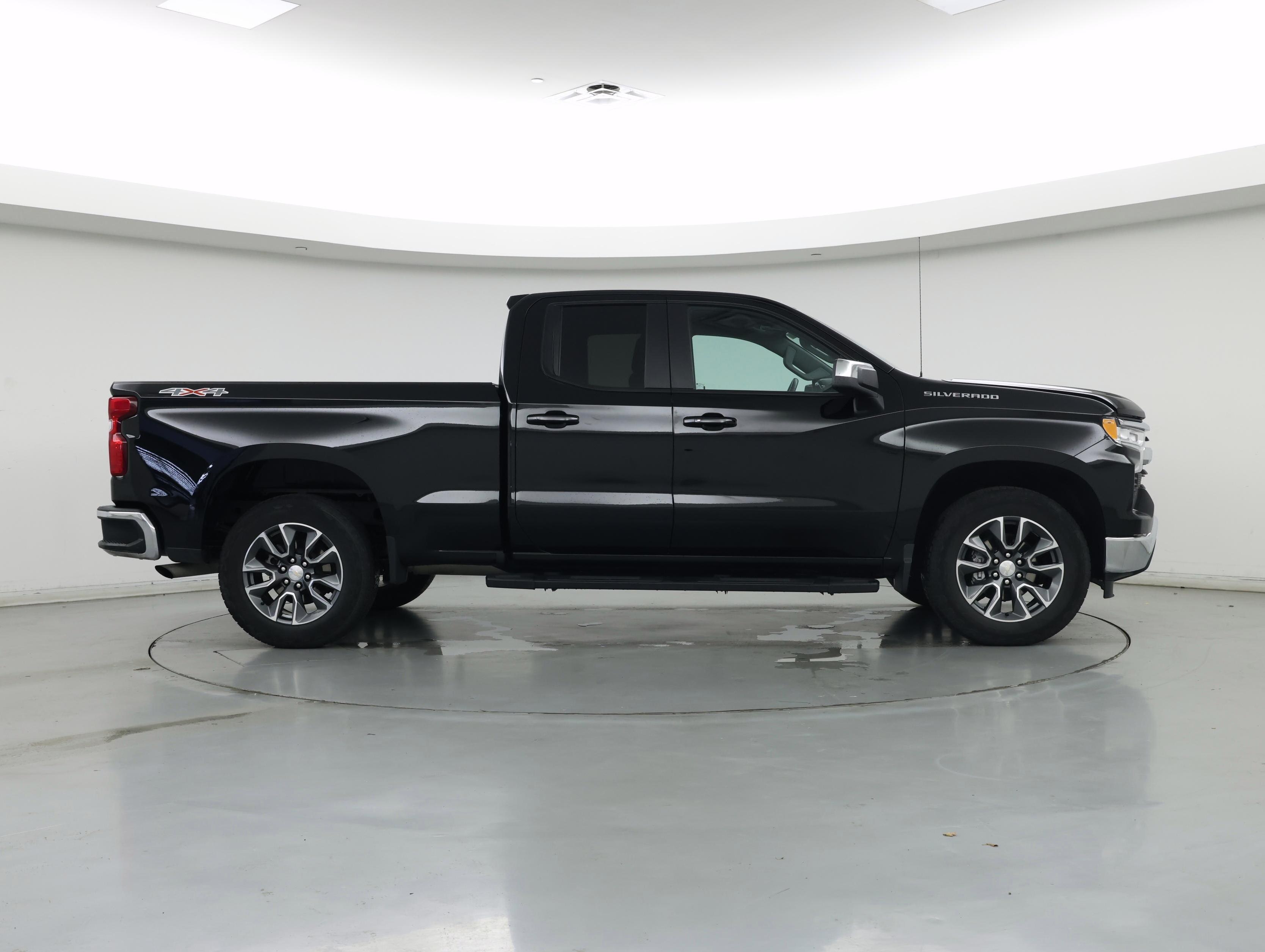 Thumbnail: 2023 Chevrolet Silverado 1500 - 7