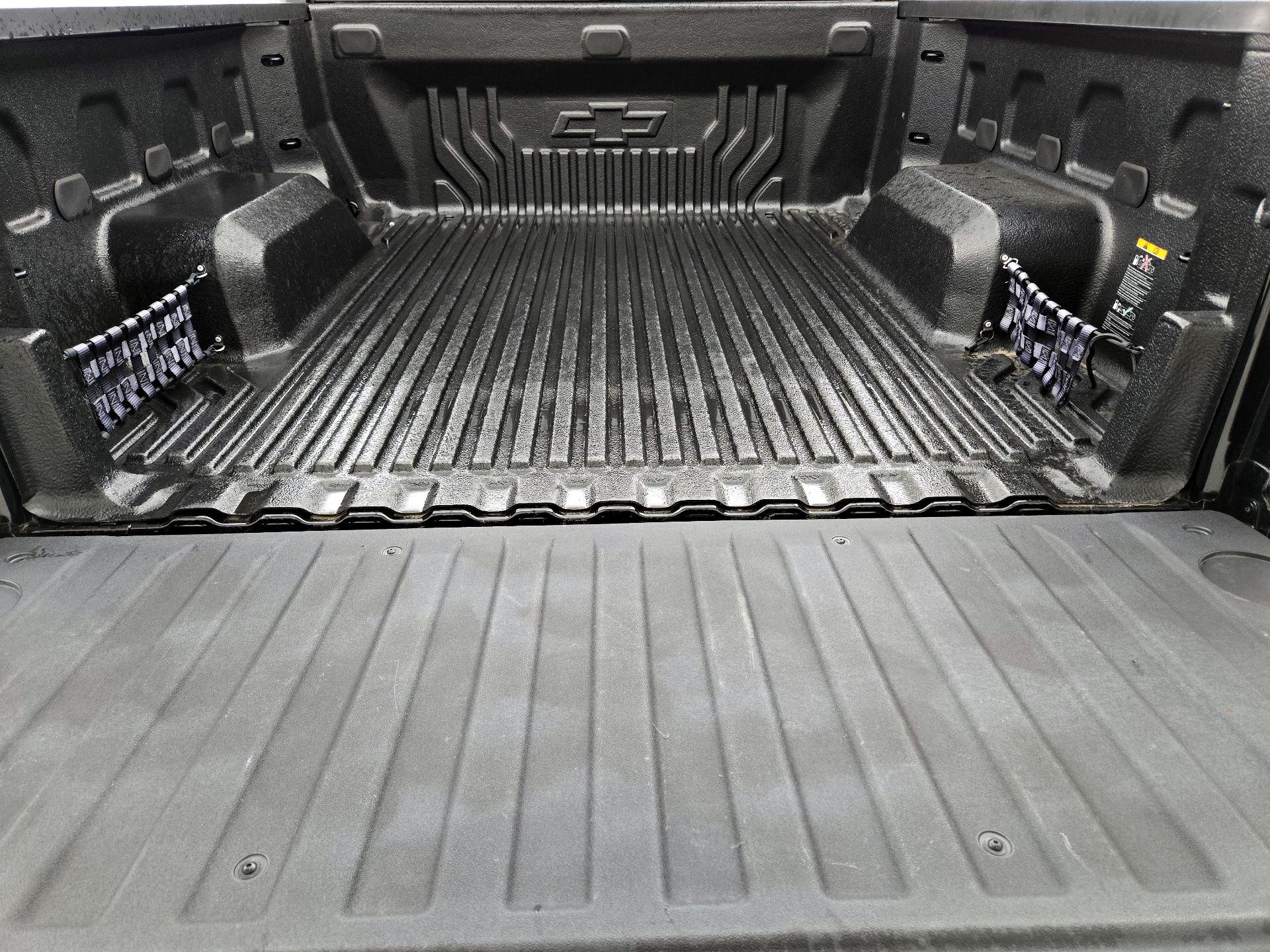 Thumbnail: 2023 Chevrolet Silverado 1500 - 20