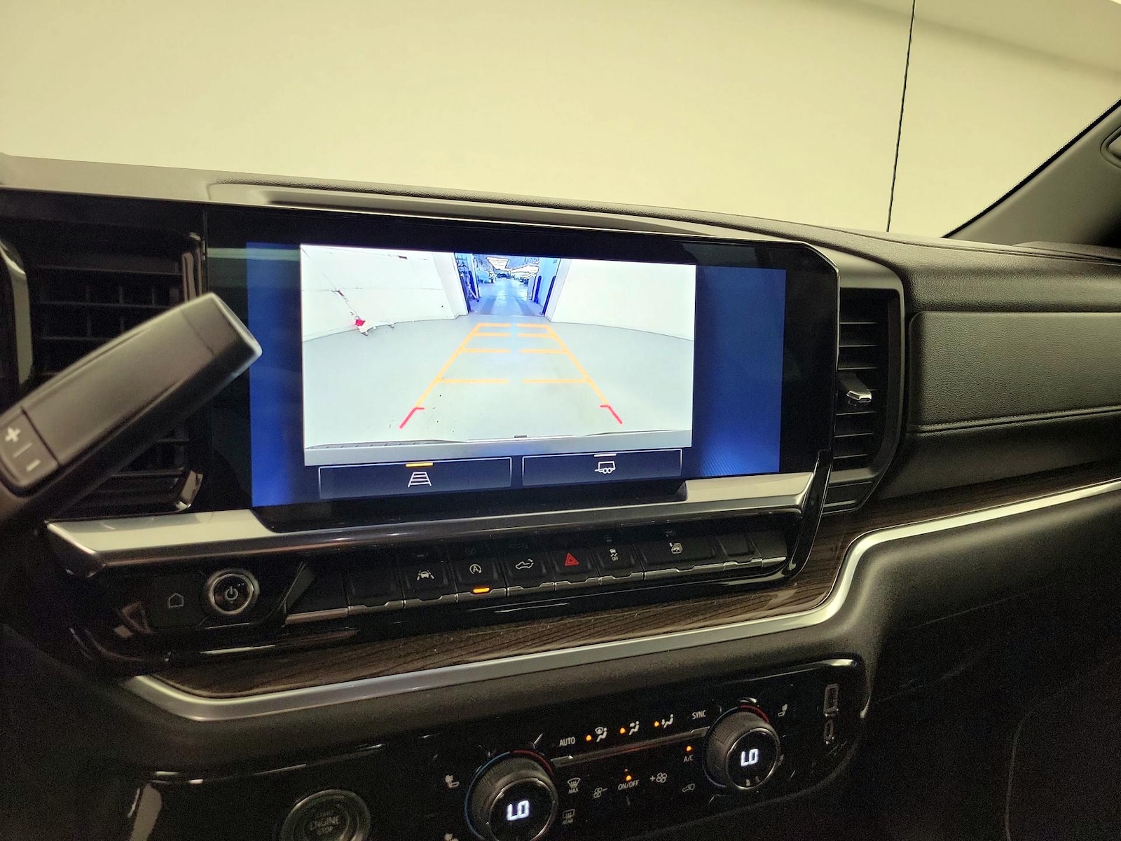 2023 Chevrolet Silverado 1500 LT - Photo 15
