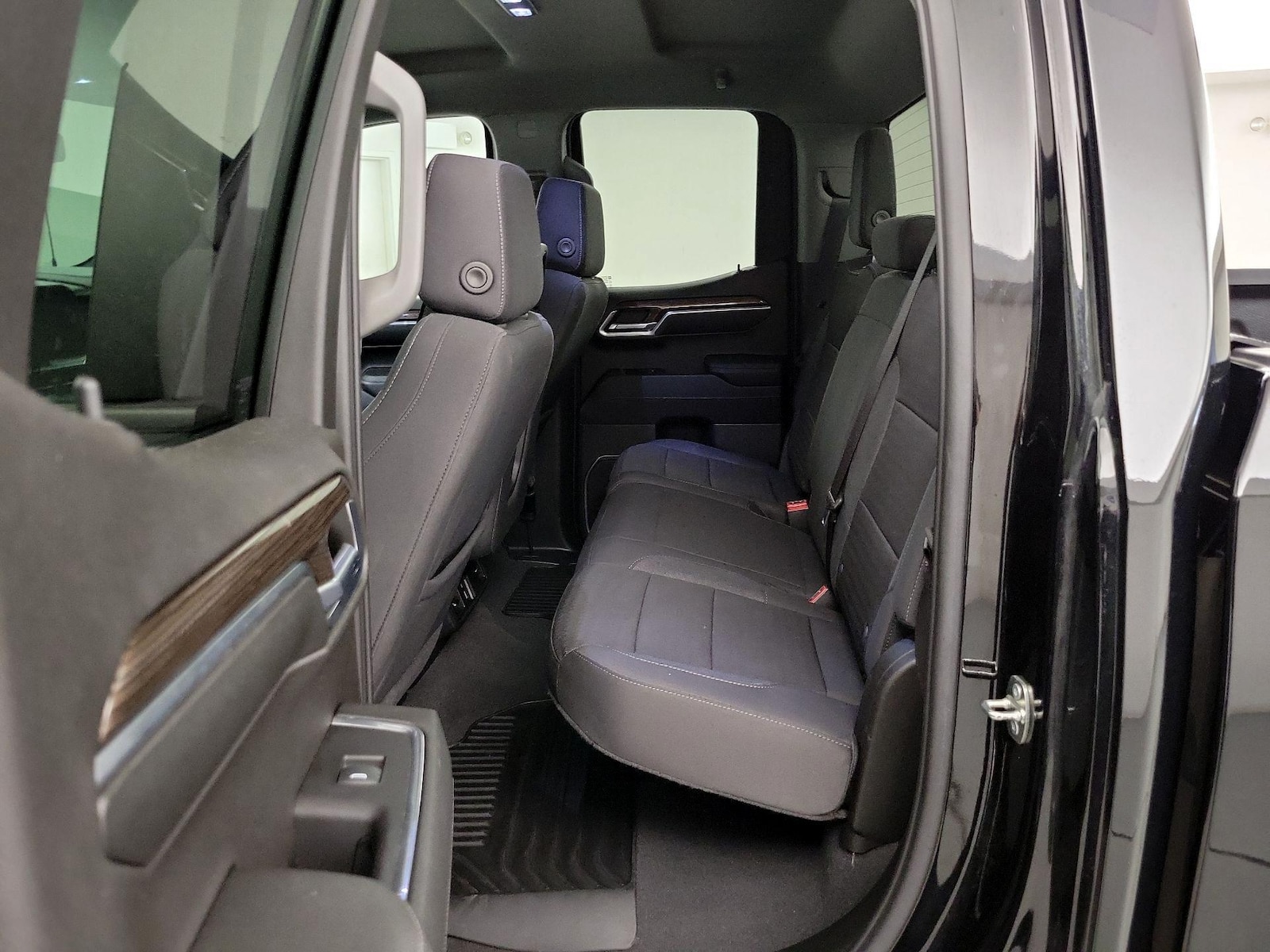 2023 Chevrolet Silverado 1500 LT - Photo 20