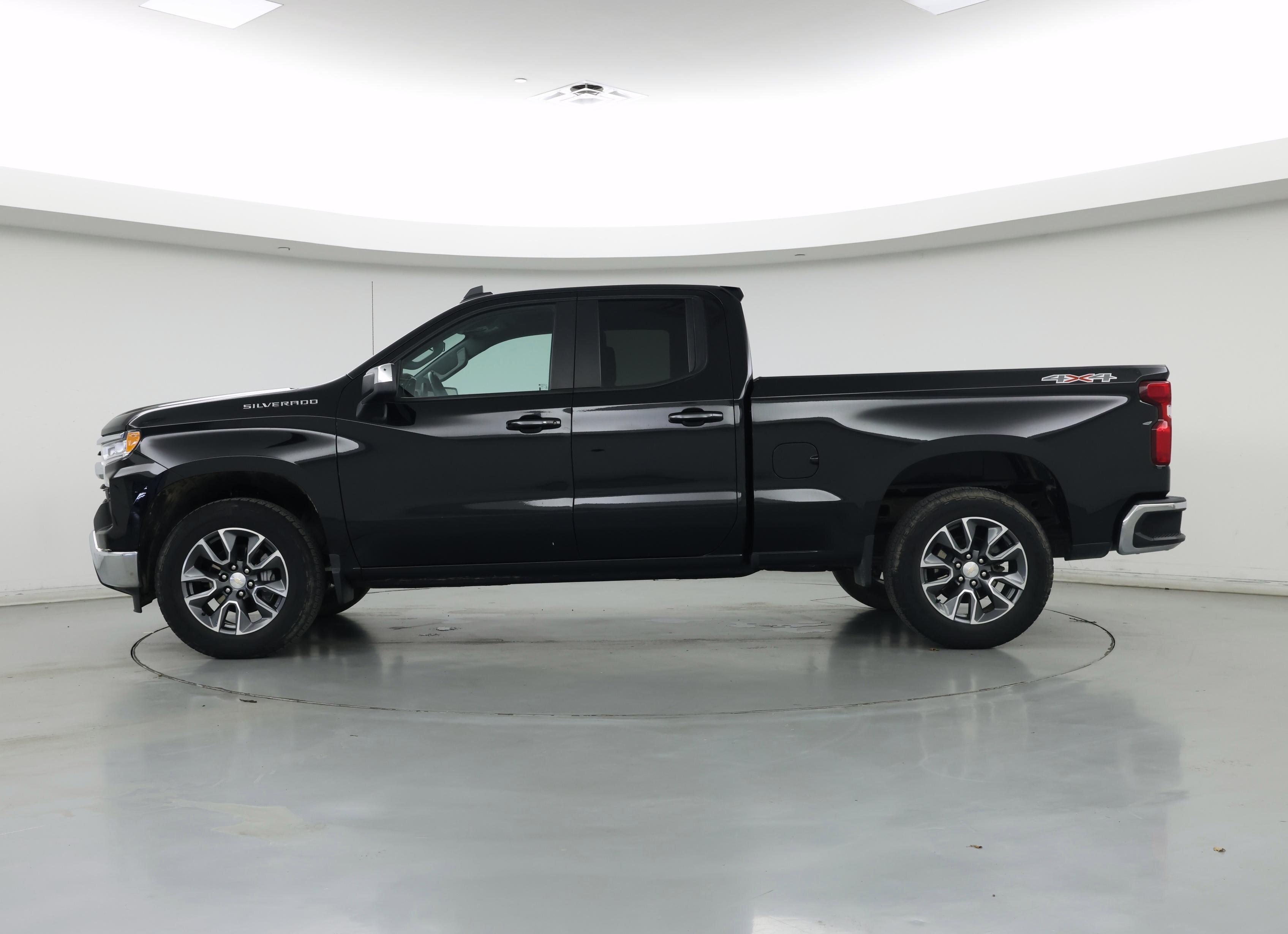 Thumbnail: 2023 Chevrolet Silverado 1500 - 3