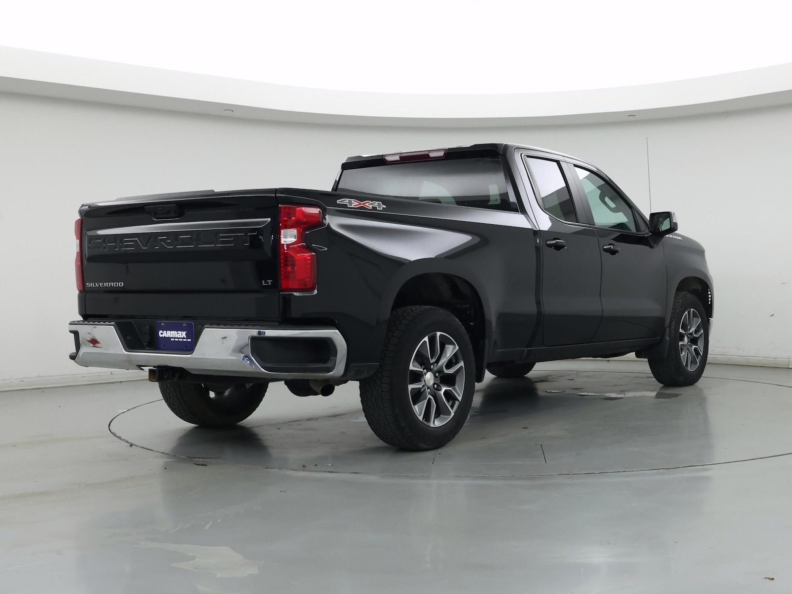 2023 Chevrolet Silverado 1500 LT - Photo 9