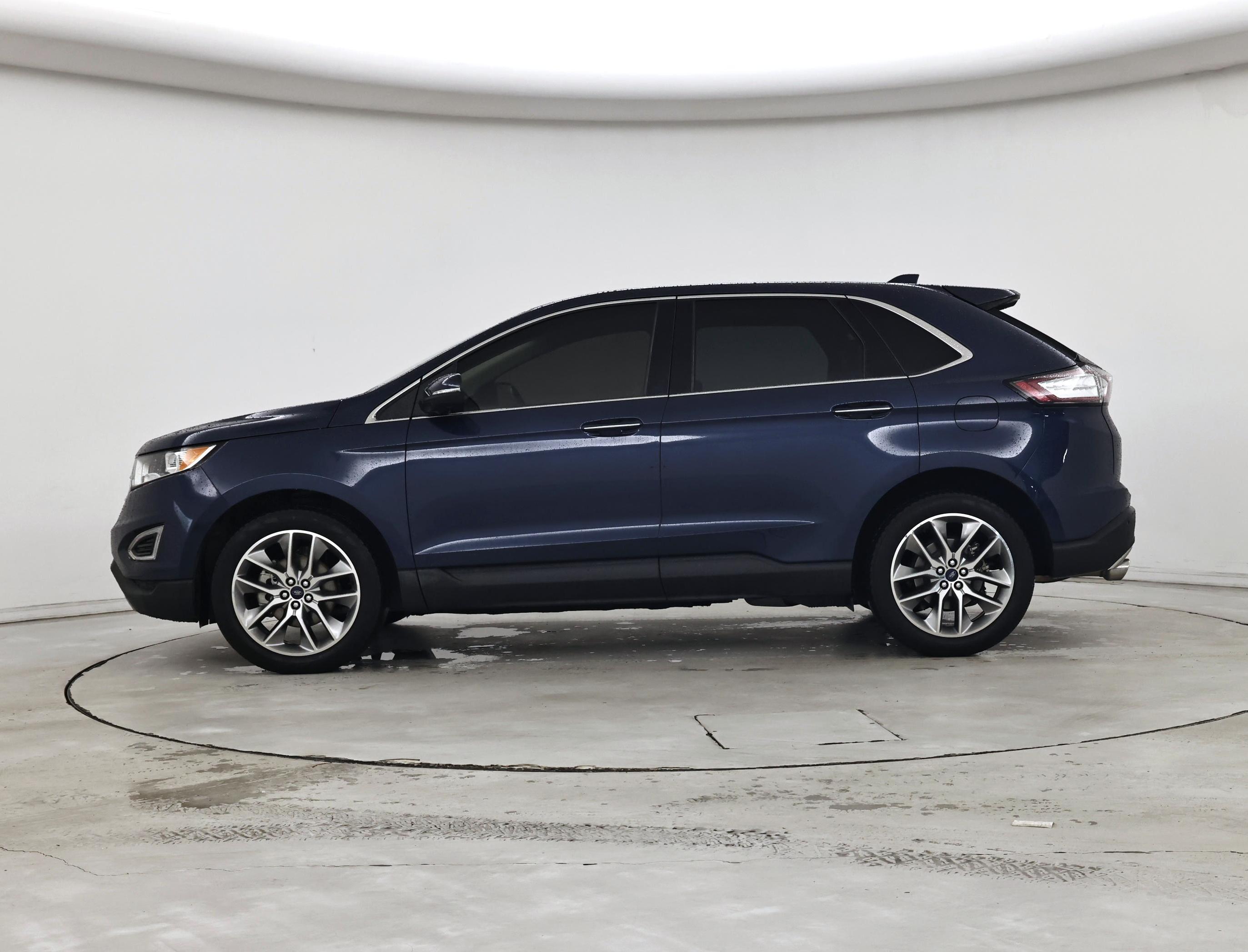 Thumbnail: 2017 Ford Edge - 3
